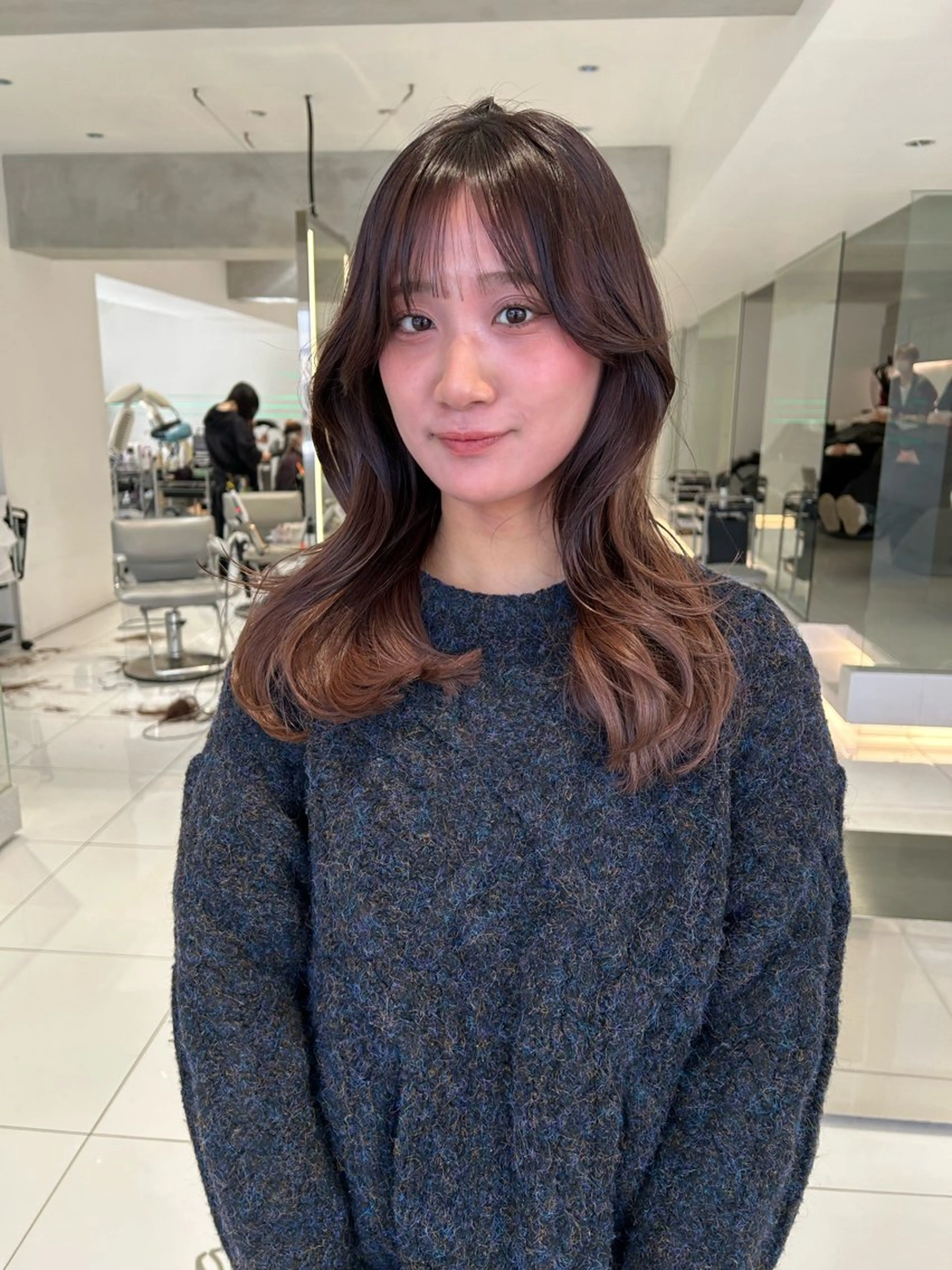 ロング カラー くびれヘア レイヤーカット カット ヘアカラー 丸みショート /NAGISAのヘアスタイル