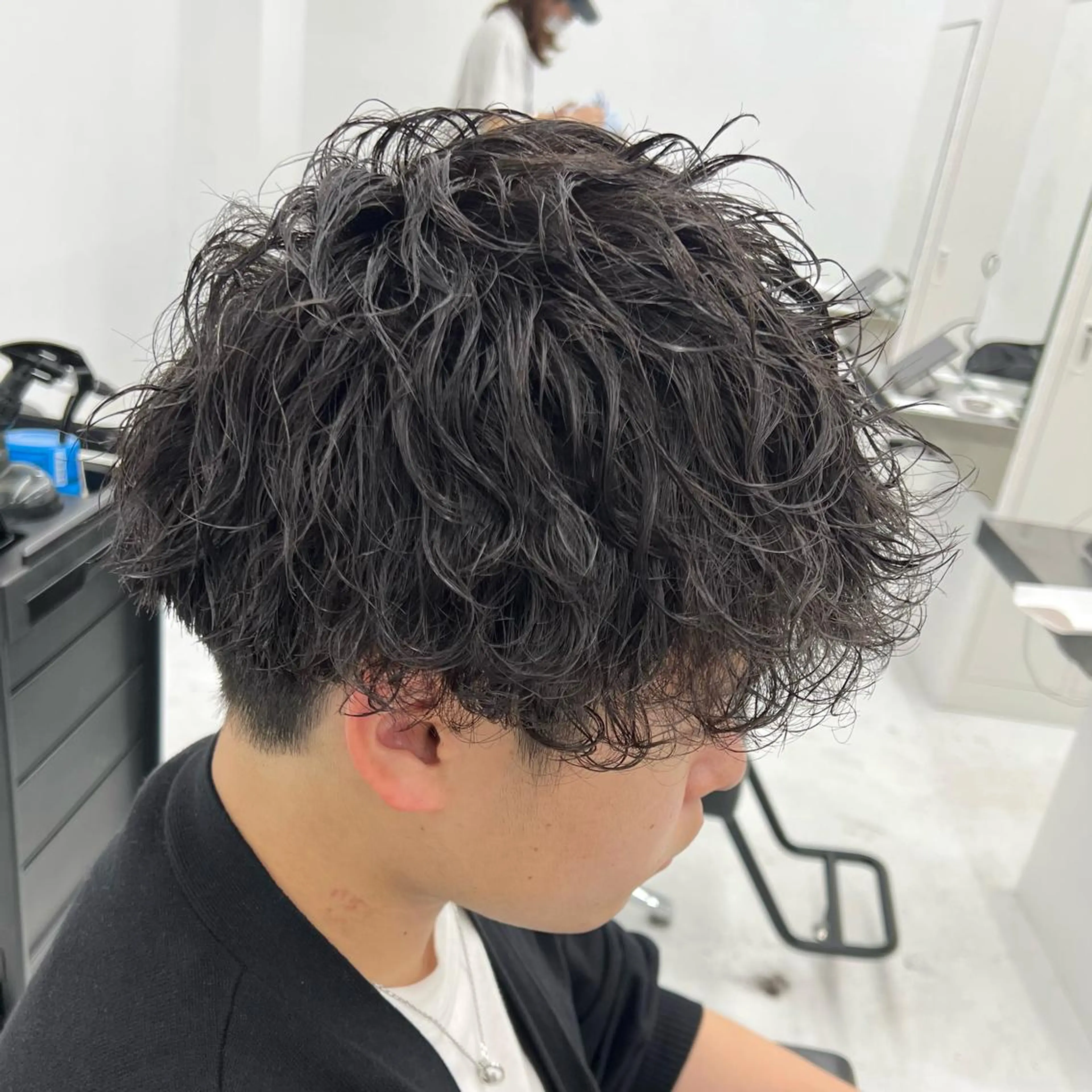 ショート パーマ メンズ 波巻きパーマ カット パーマ 柏メンズカットパーマ NO.1タイチのヘアスタイル