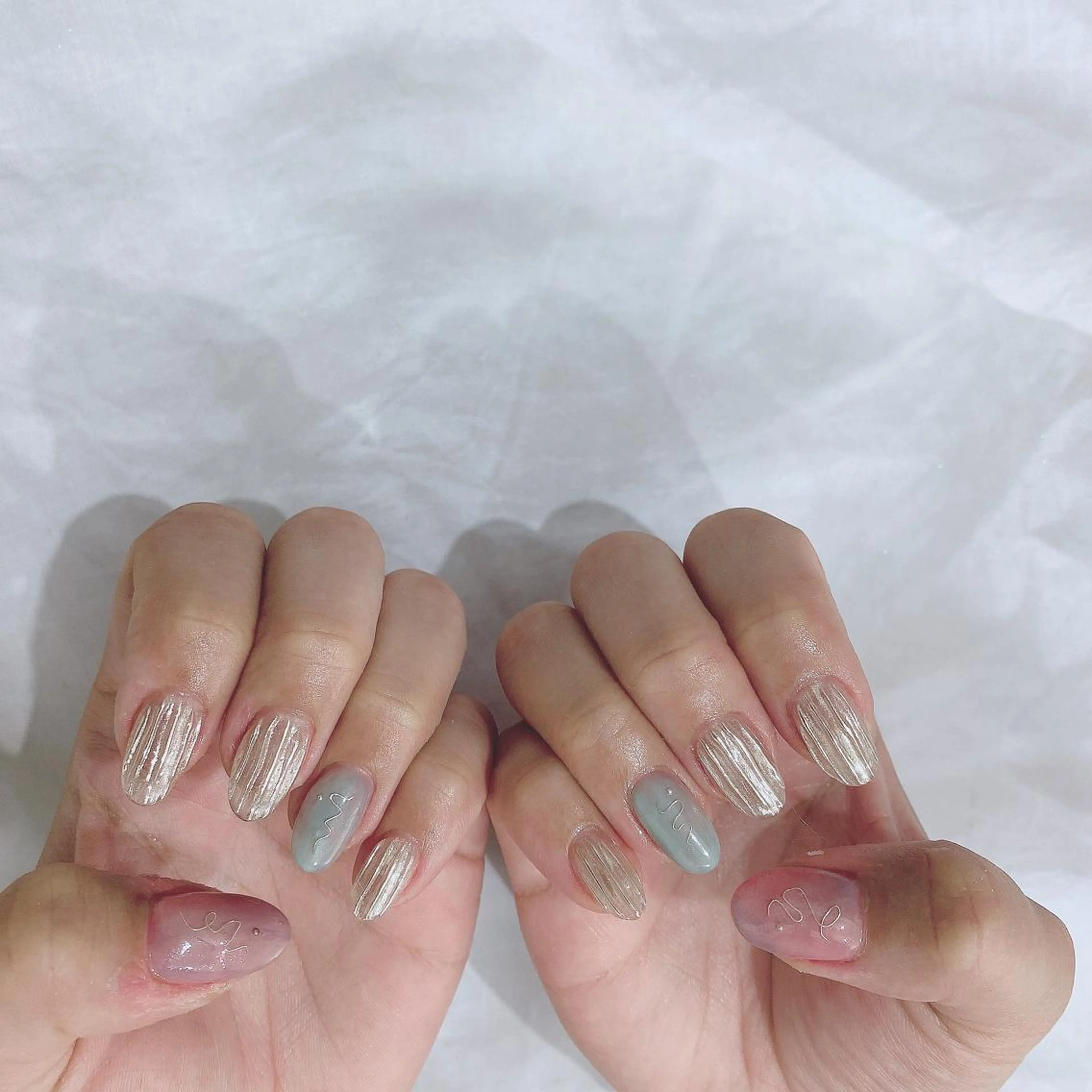 ネイル ミラーネイル SOL NAILのネイルデザイン