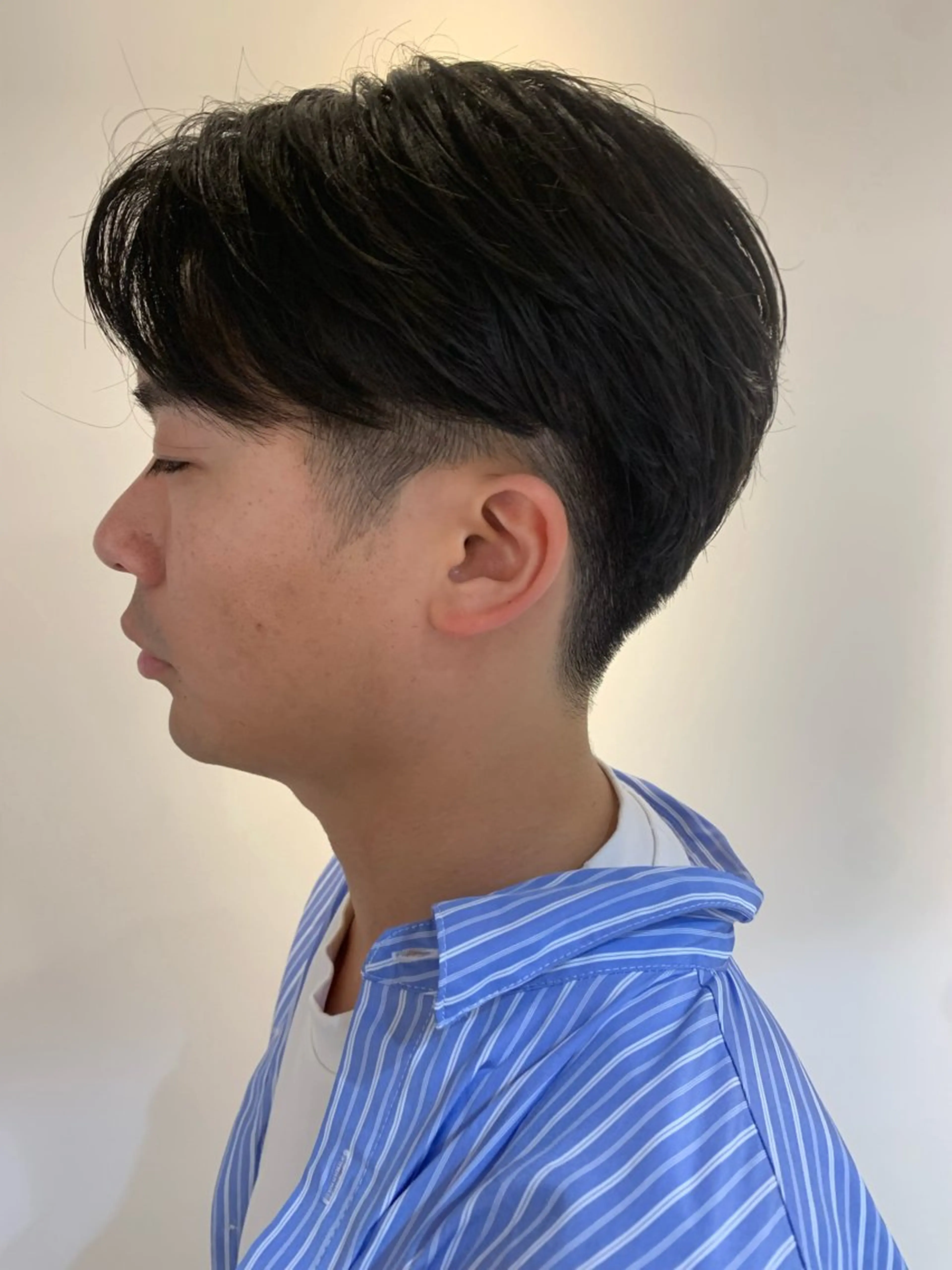 ショート メンズ センターパート 刈り上げ カット スカイレビュー所属・Yu /マッシュ/ スパイキーショートのヘアスタイル