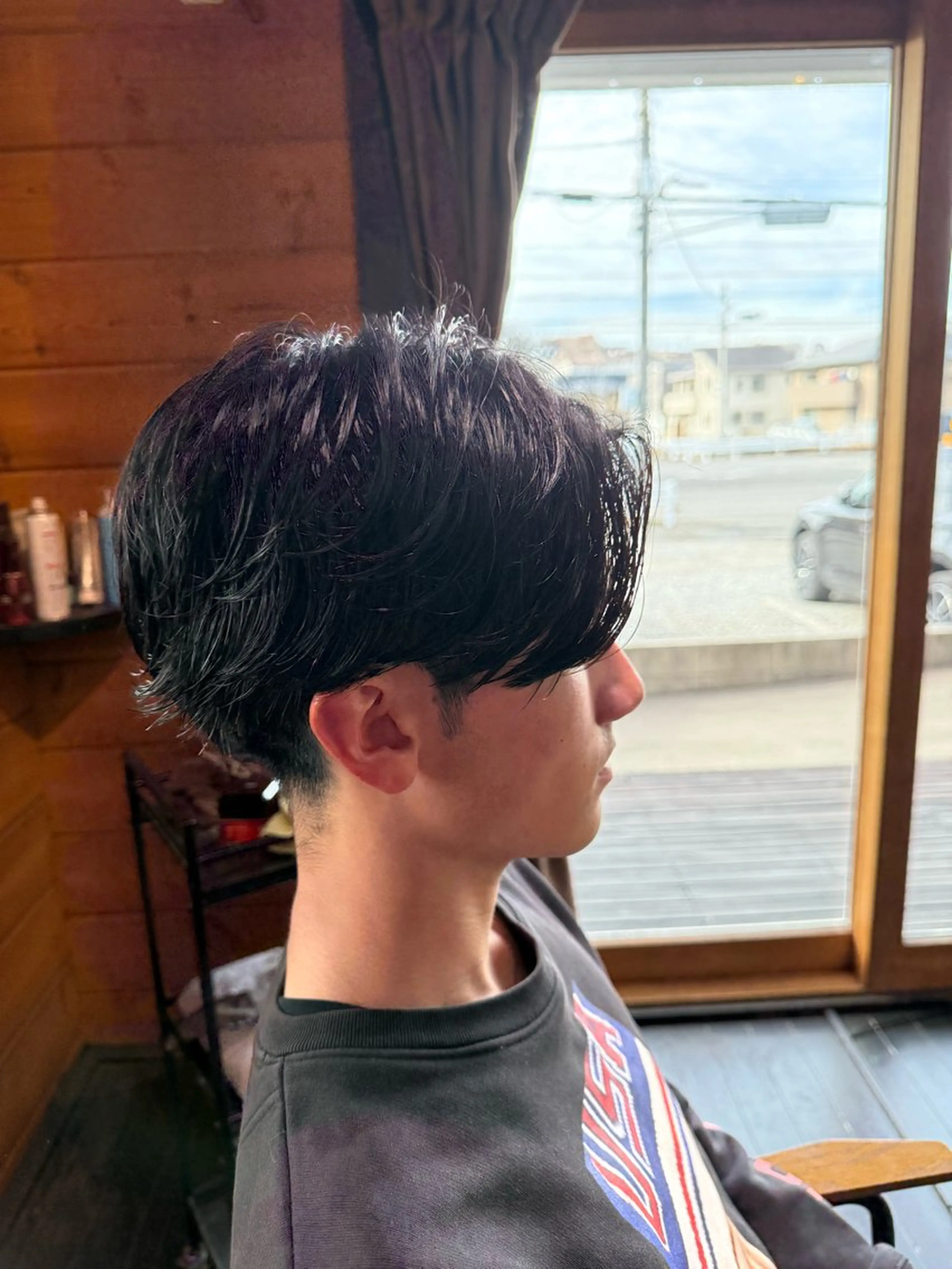 パーマ メンズ センターパート ニュアンスパーマ 古賀 雄大のヘアスタイル