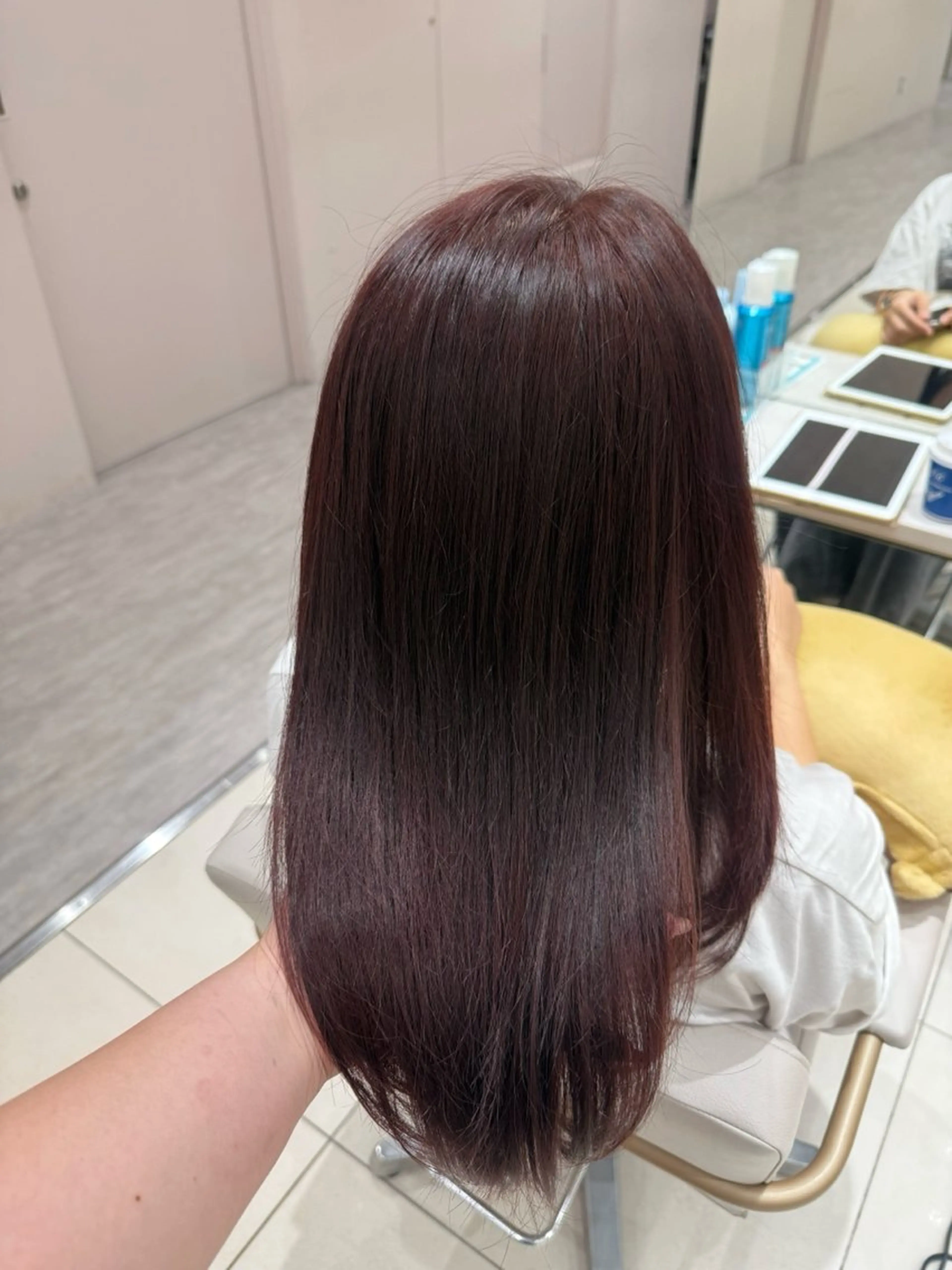 ロング カラー カット ヘアカラー トリートメント 内田 志乃のヘアスタイル