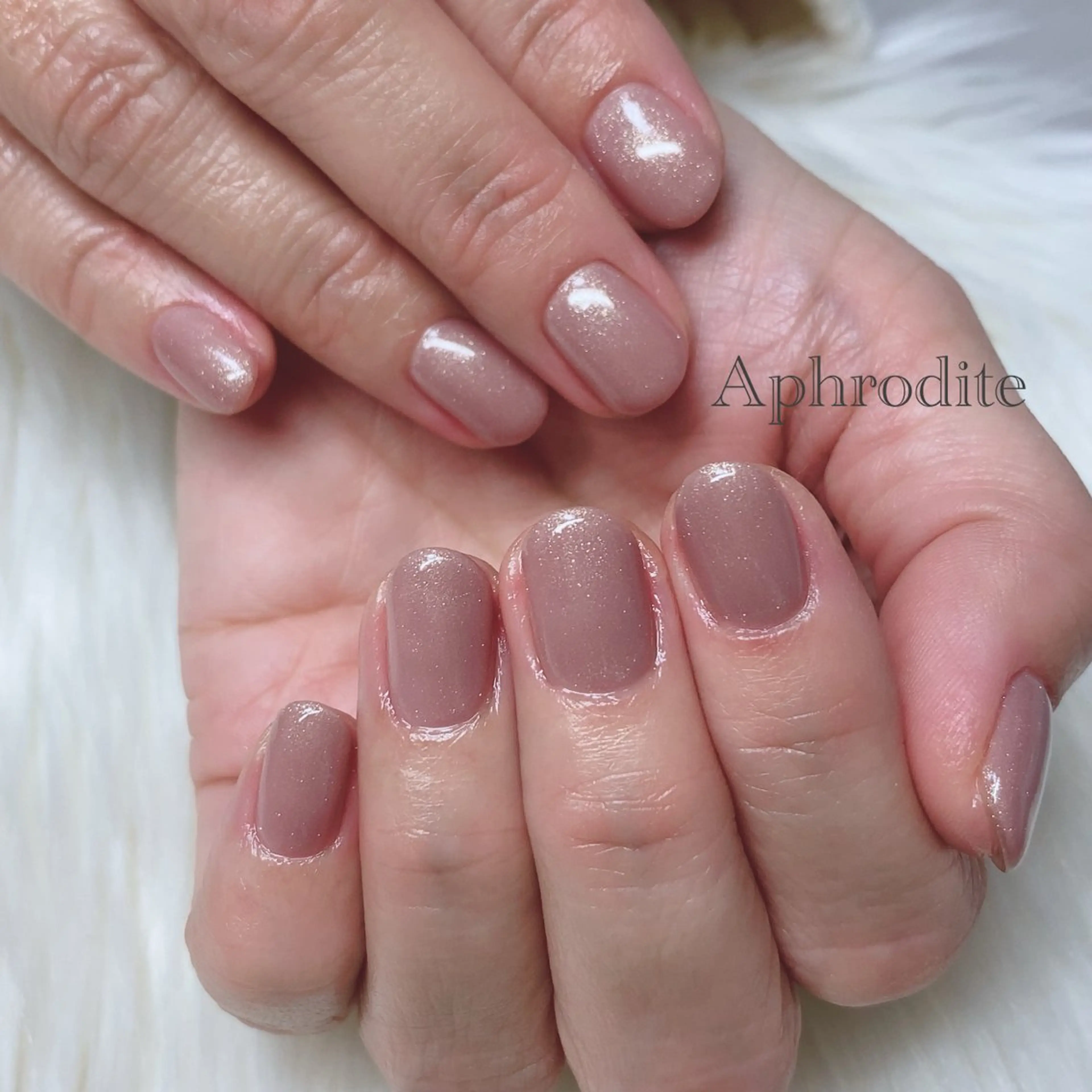 ネイル Aphrodite パラジェル認定サロンのネイルデザイン