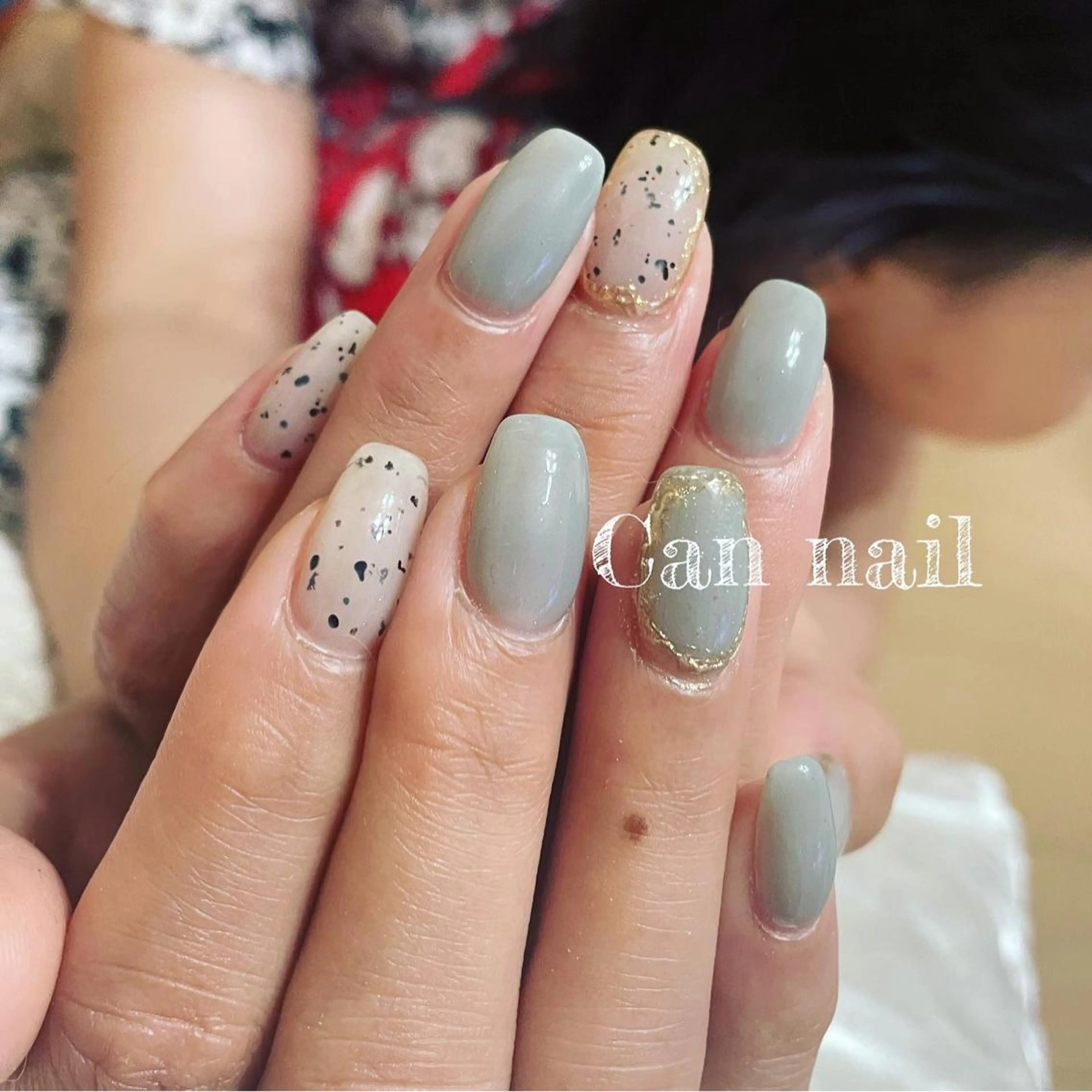 ミディアム ネイル Parfum パルファンのネイルデザイン