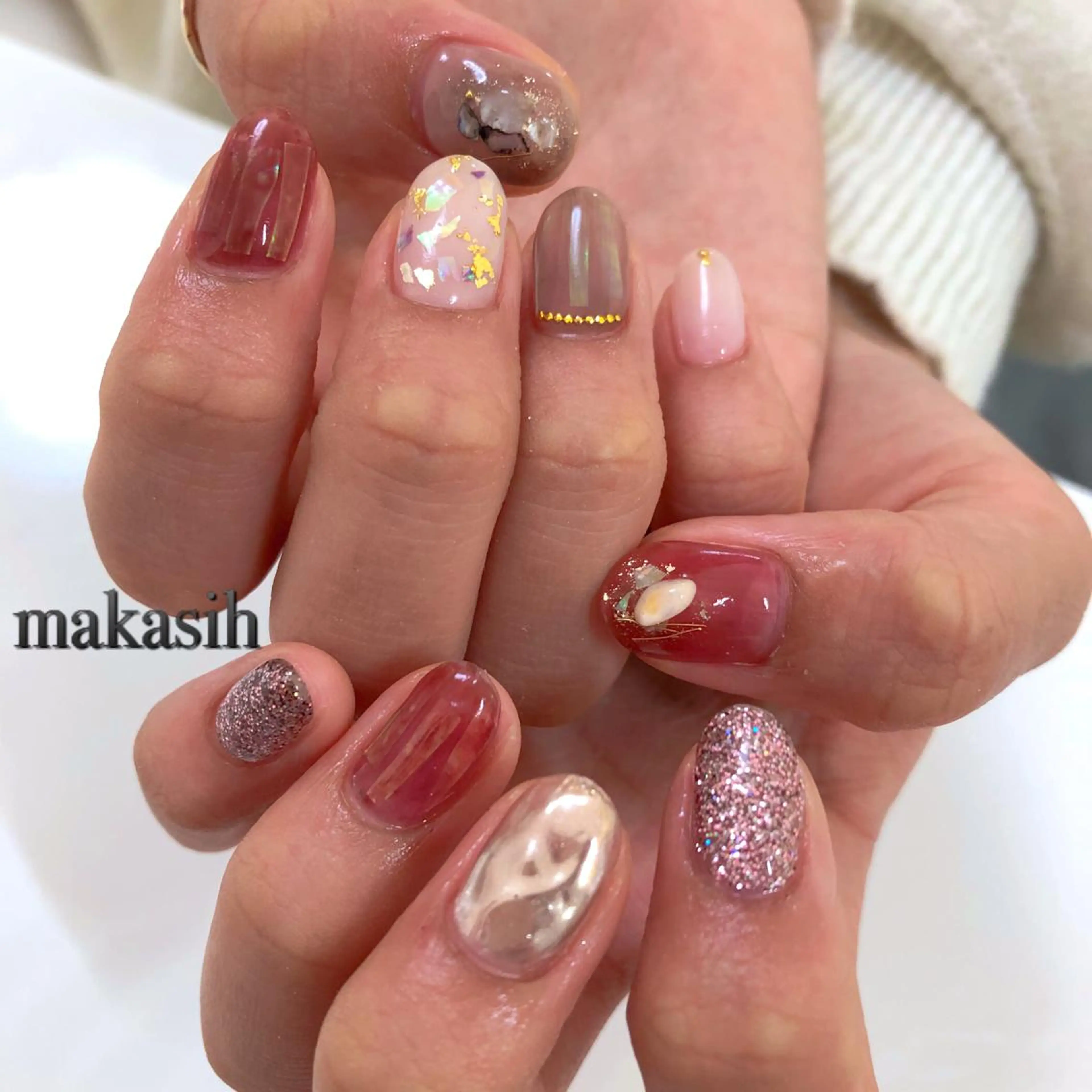 ネイル ミラーネイル ニュアンスネイル 濱田 美菜子のエステ・リラクイメージ