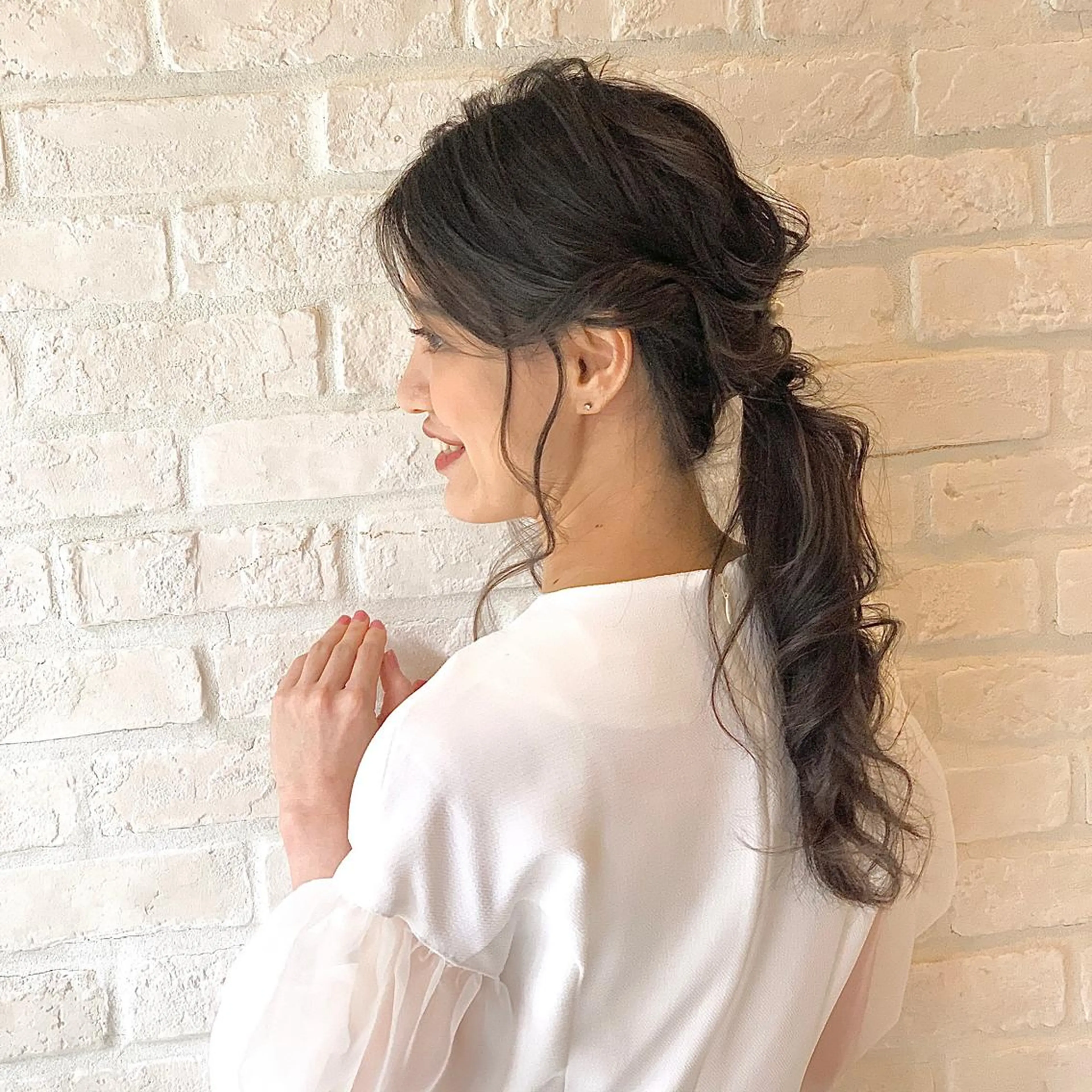 ロング ヘアアレンジ 飯塚 沙衣のヘアスタイル