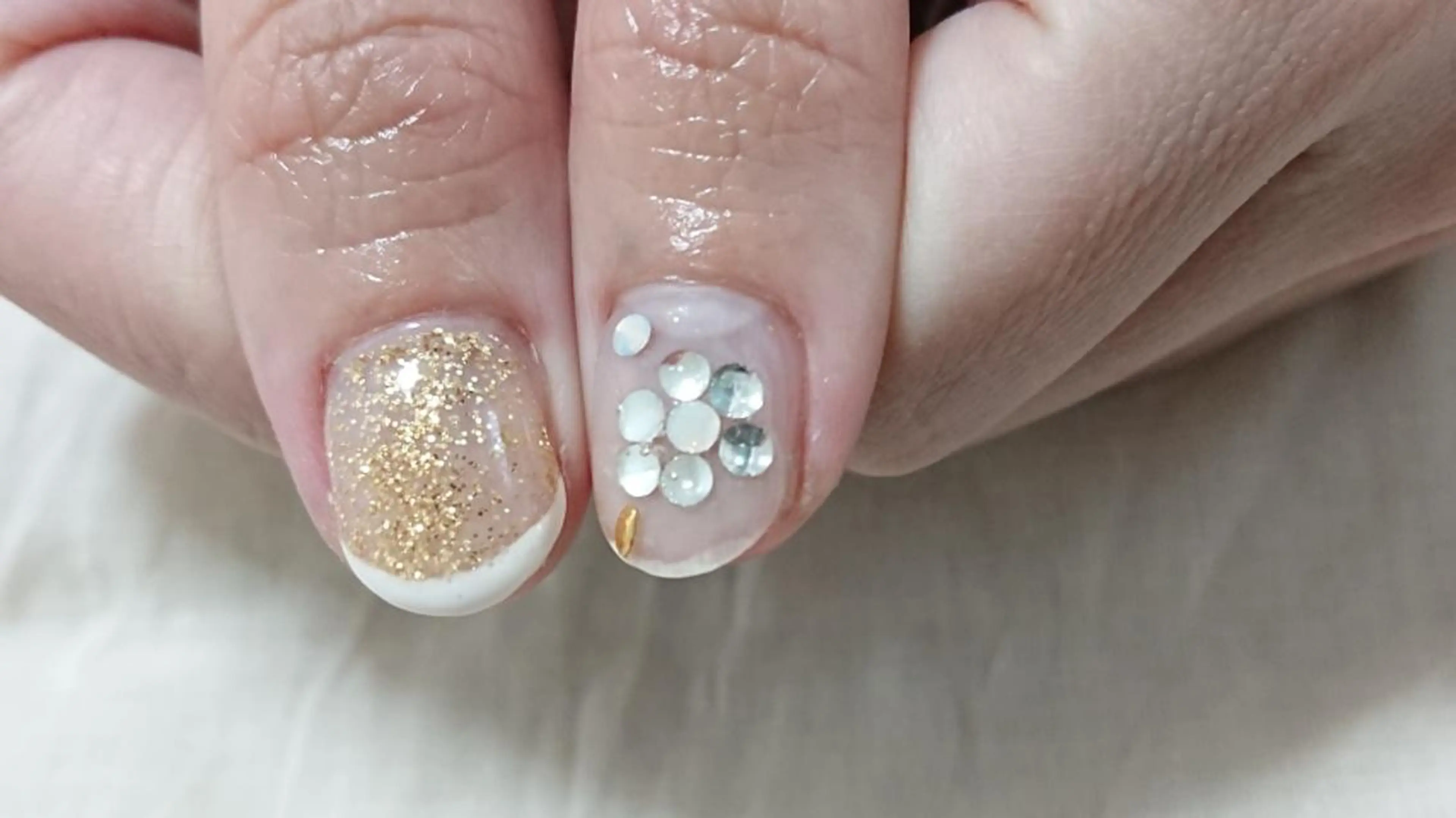 ネイル クリアネイル フラワーネイル ストーンネイル ハンドネイル shellnail さなえのネイルデザイン