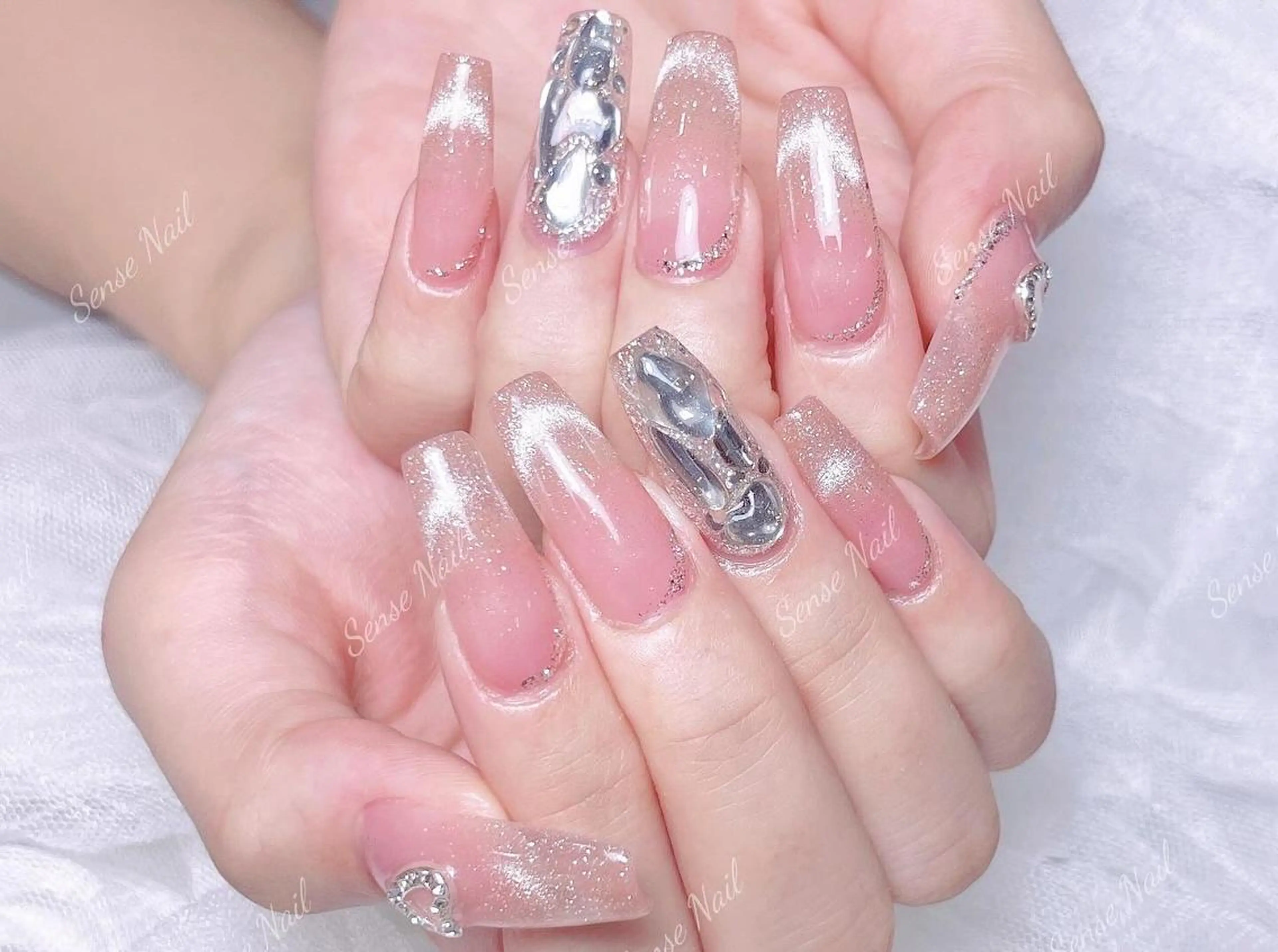 ネイル ハンドネイル ハンドケア 🦋Yumiio 🦋のネイルデザイン