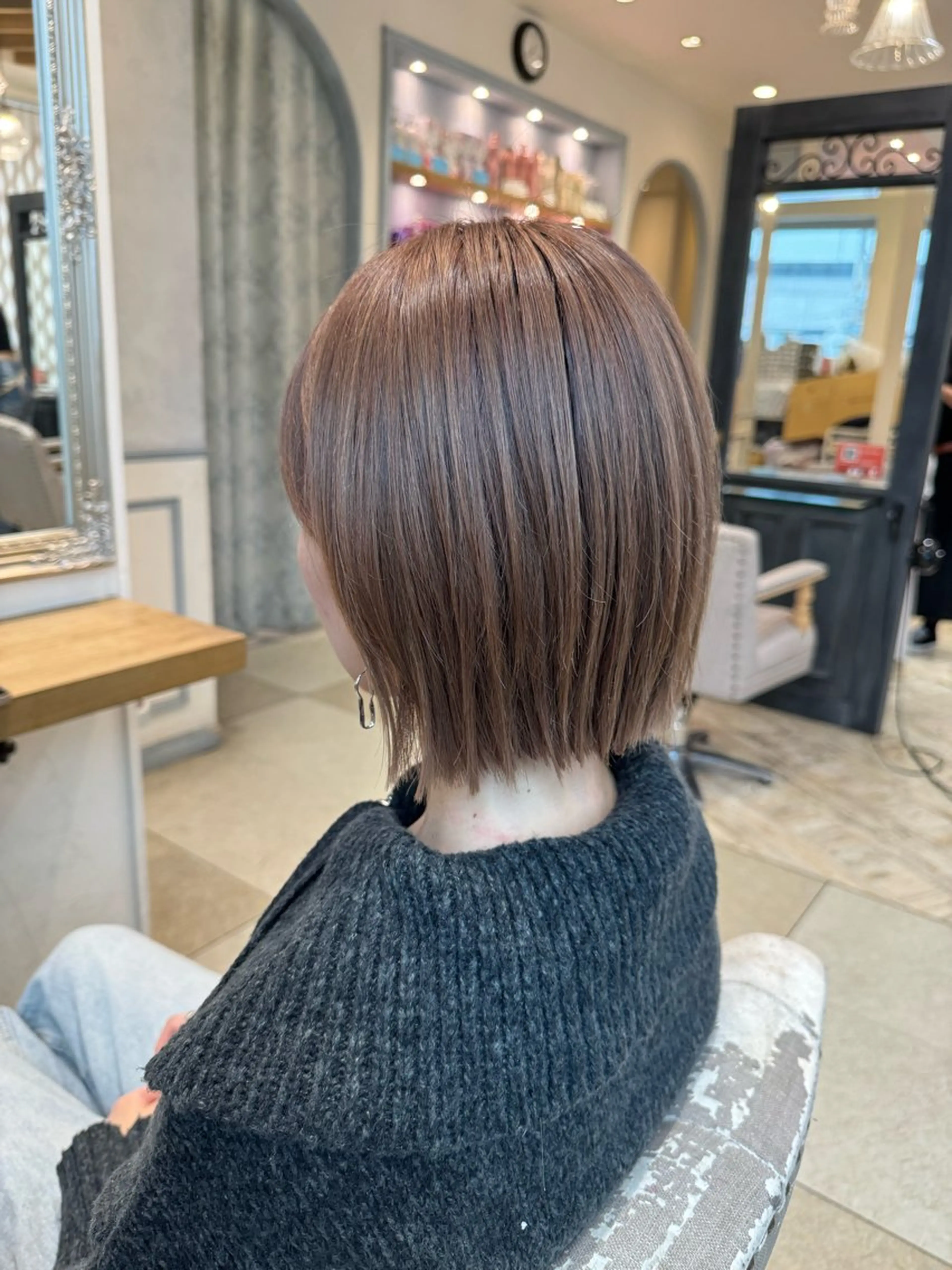 ショート カラー 切りっぱなしボブ ボブ カット ヘアカラー トリートメント ショート/ボブ アンドウ☺︎のヘアスタイル