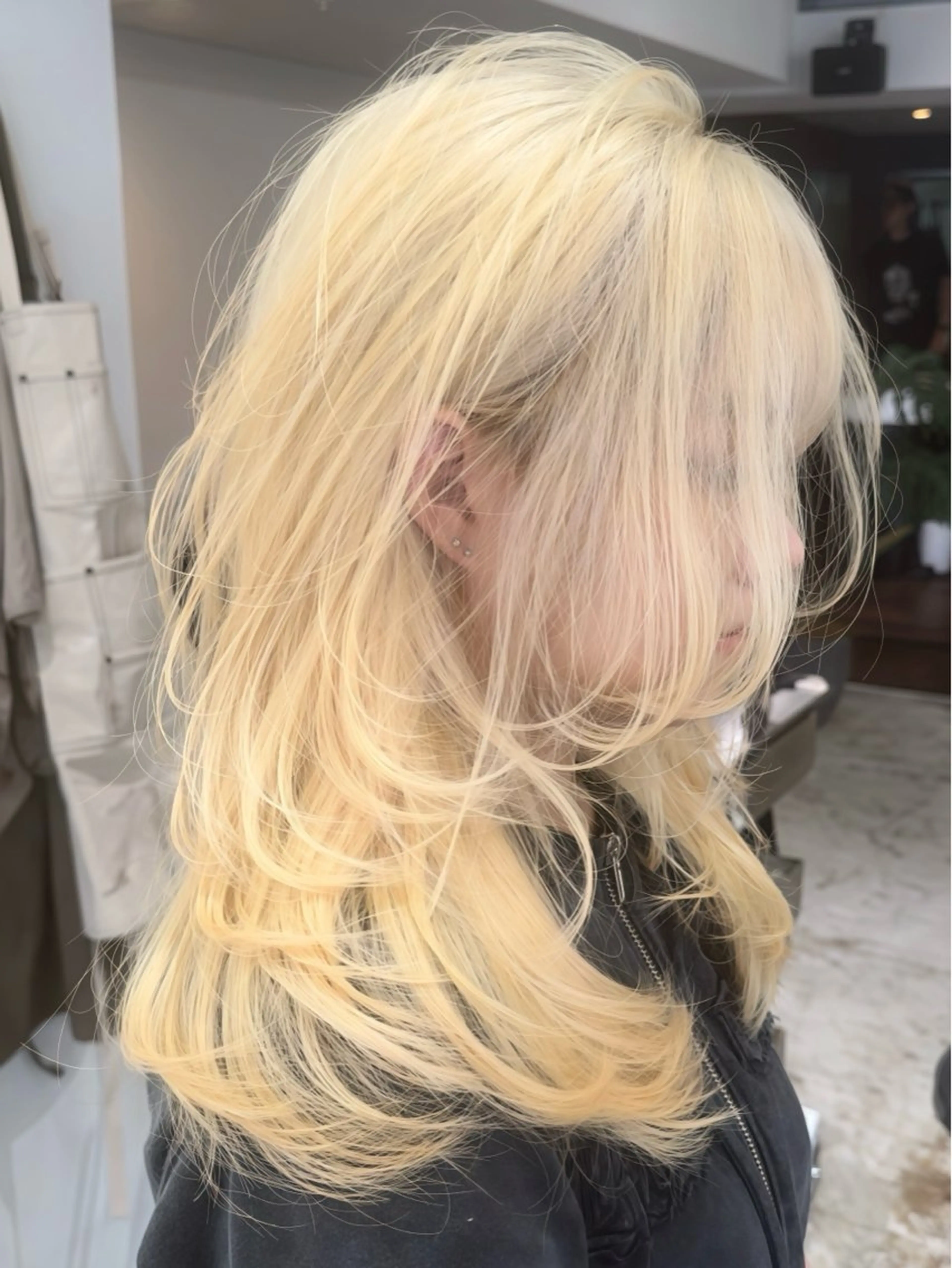 ミディアム 顔周りカット ハッシュカット レイヤーカット Maison所属・レイヤーカット 海老原寛大のヘアスタイル