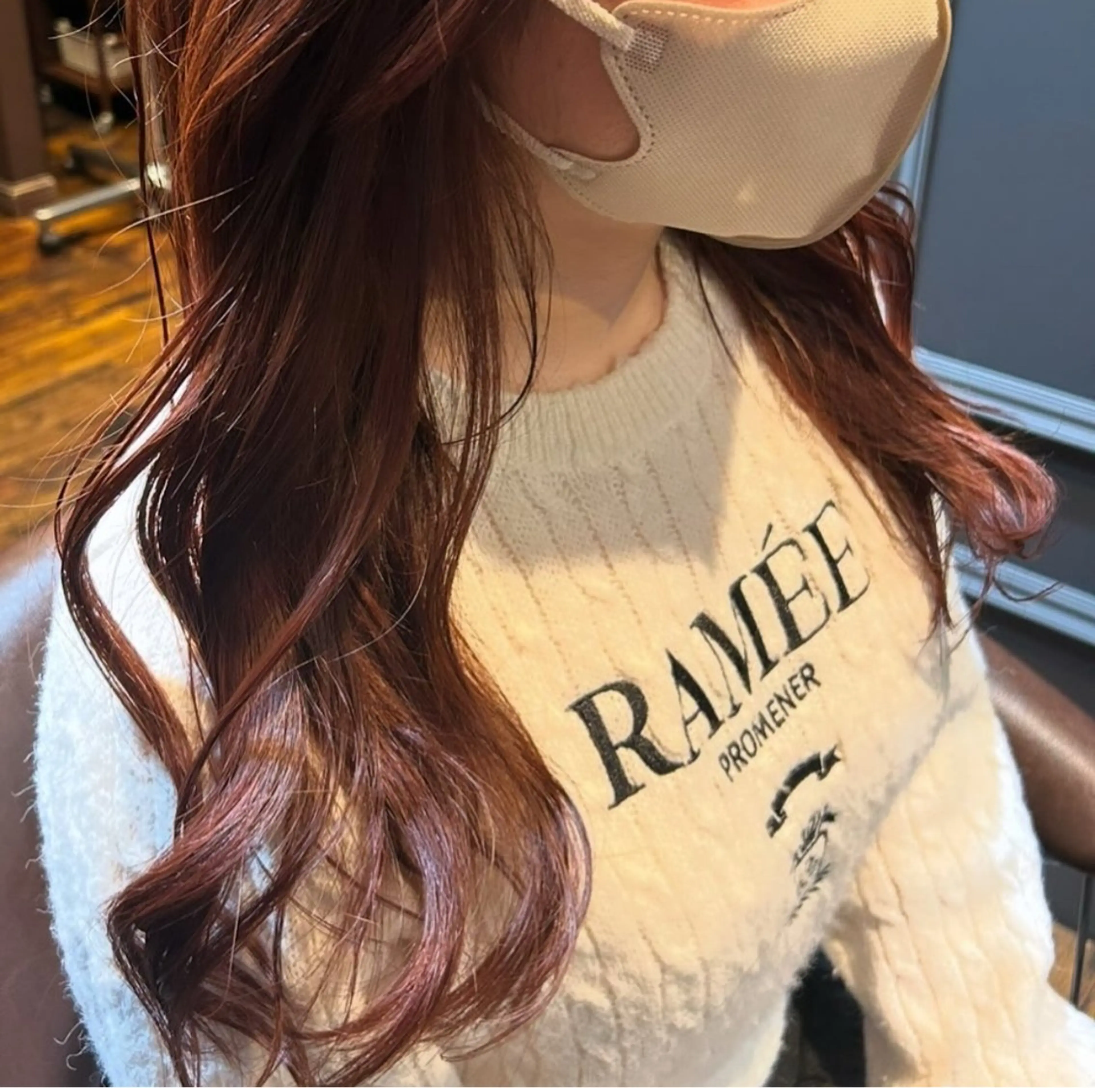 セミロング カラー ブラウンカラー ピンクカラー ピンクブラウン カット ヘアカラー トリートメント 梅木 李奈のヘアスタイル