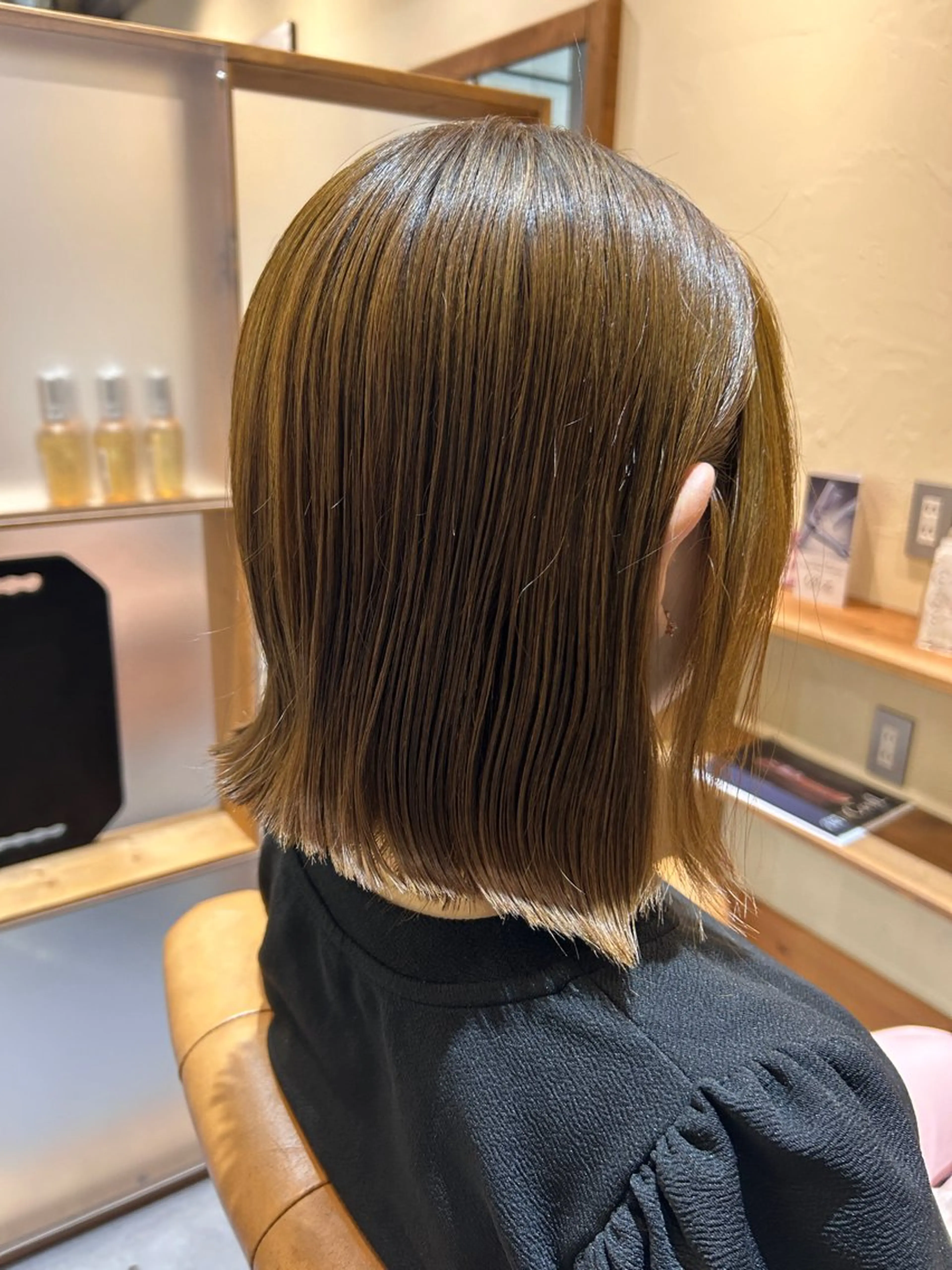 ミディアム ボブ 井上 萌のヘアスタイル