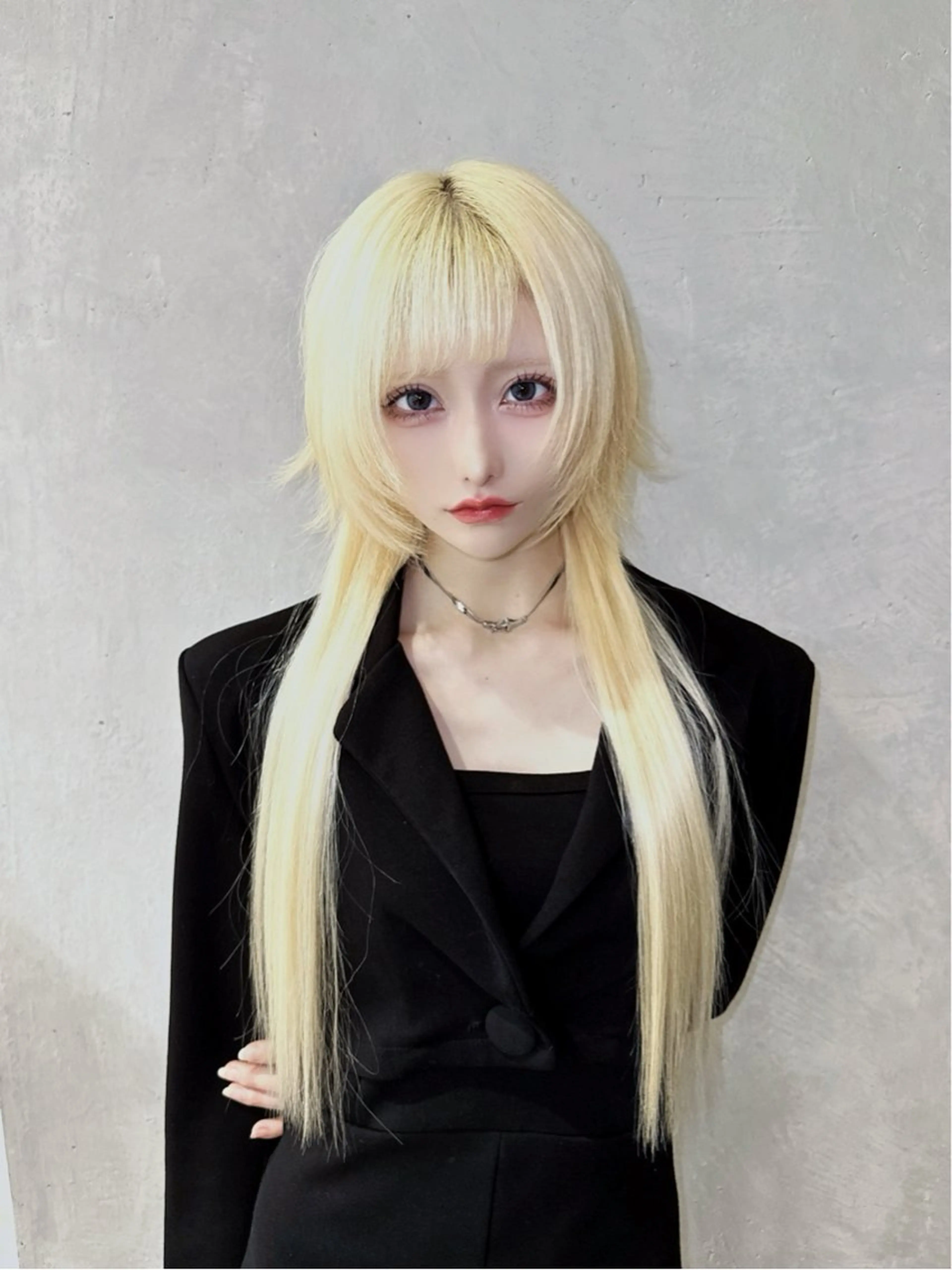 ロング カラー 抜きっぱなしブロンド ブロンド エクステ ロング ウルフカット ヘアカラー トリートメント 艶髪ハイトーン ちひろ🌙+.°のヘアスタイル