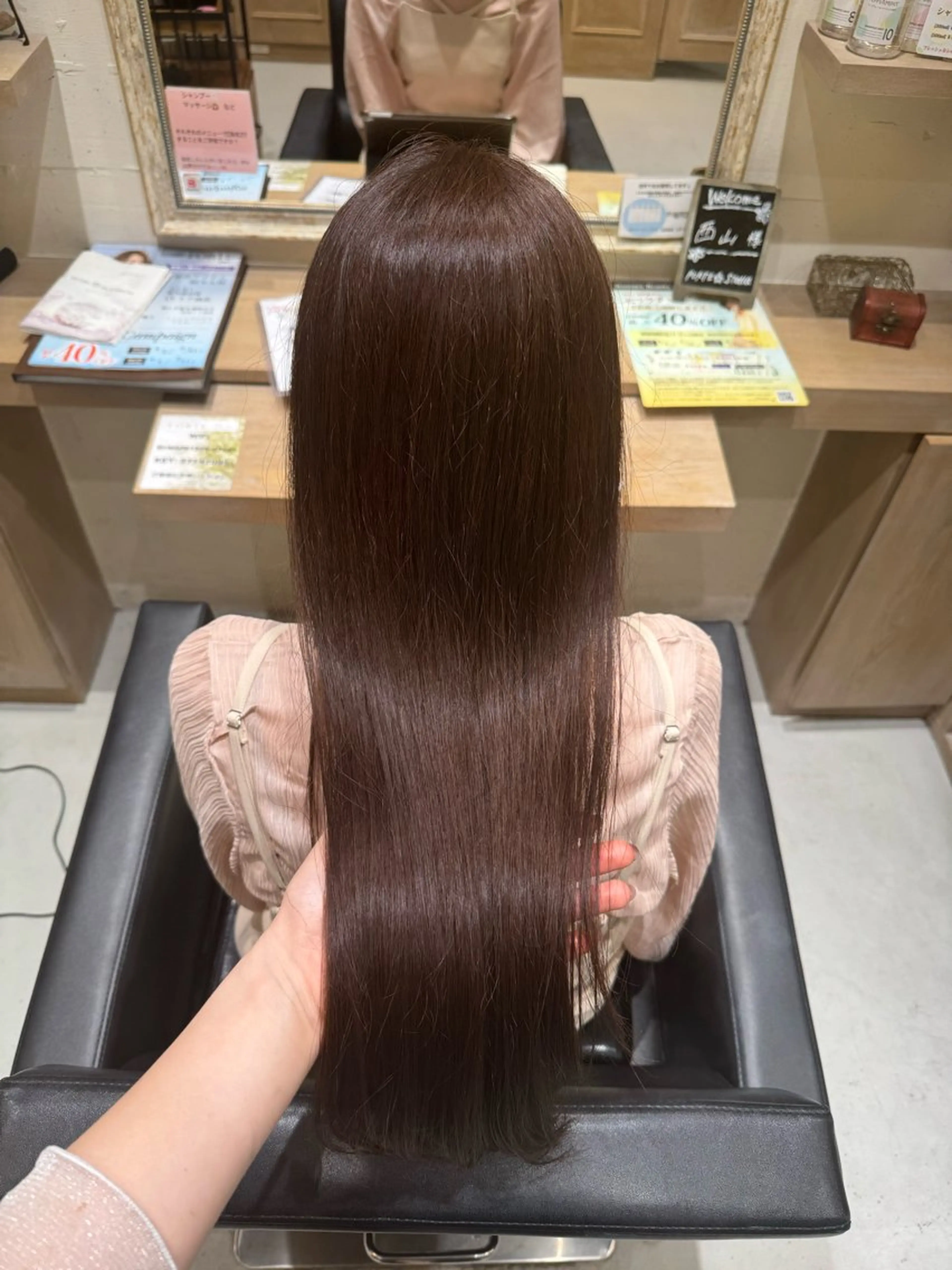 ロング カラー ブラウンカラー 髪質改善 トリートメント ヘアカラー 透明感カラー/顔周り カット/レイヤーにかのヘアスタイル