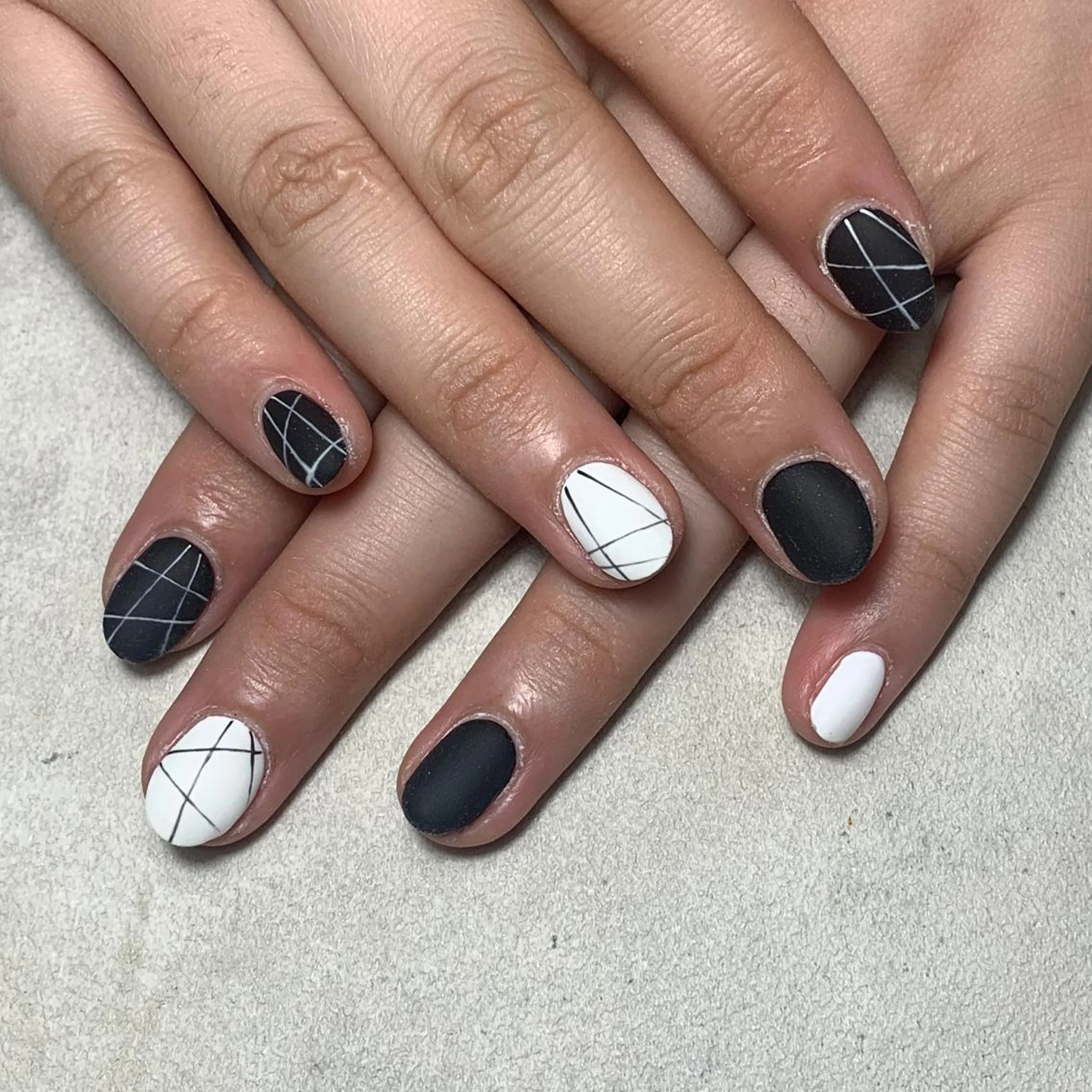 ネイル atelier　FIORITURA所属・FIORITURA aiのネイルデザイン