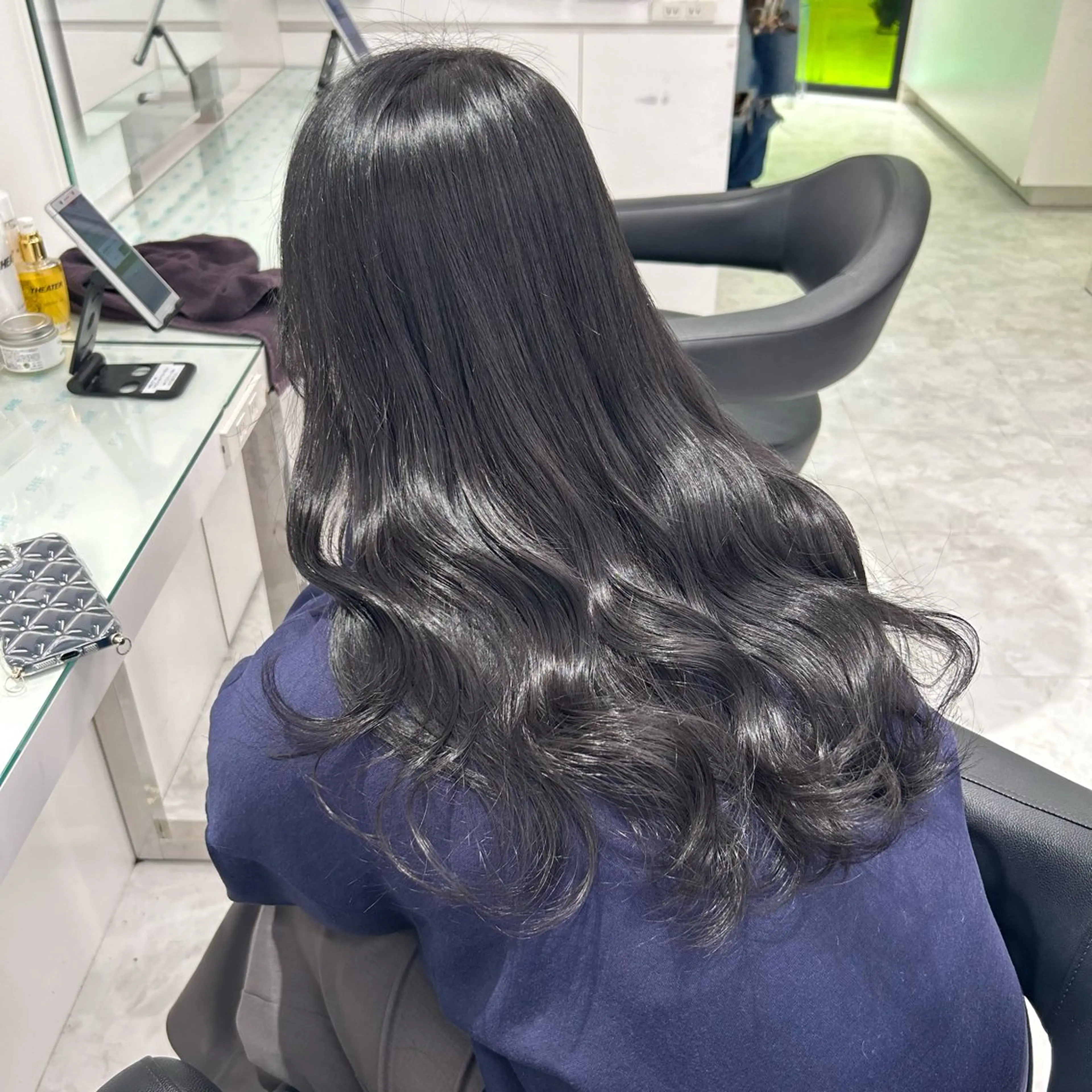 セミロング ヘアカラー トリートメント 🤍大人っぽ韓国暗髪 🤍Asuka🤍のヘアスタイル