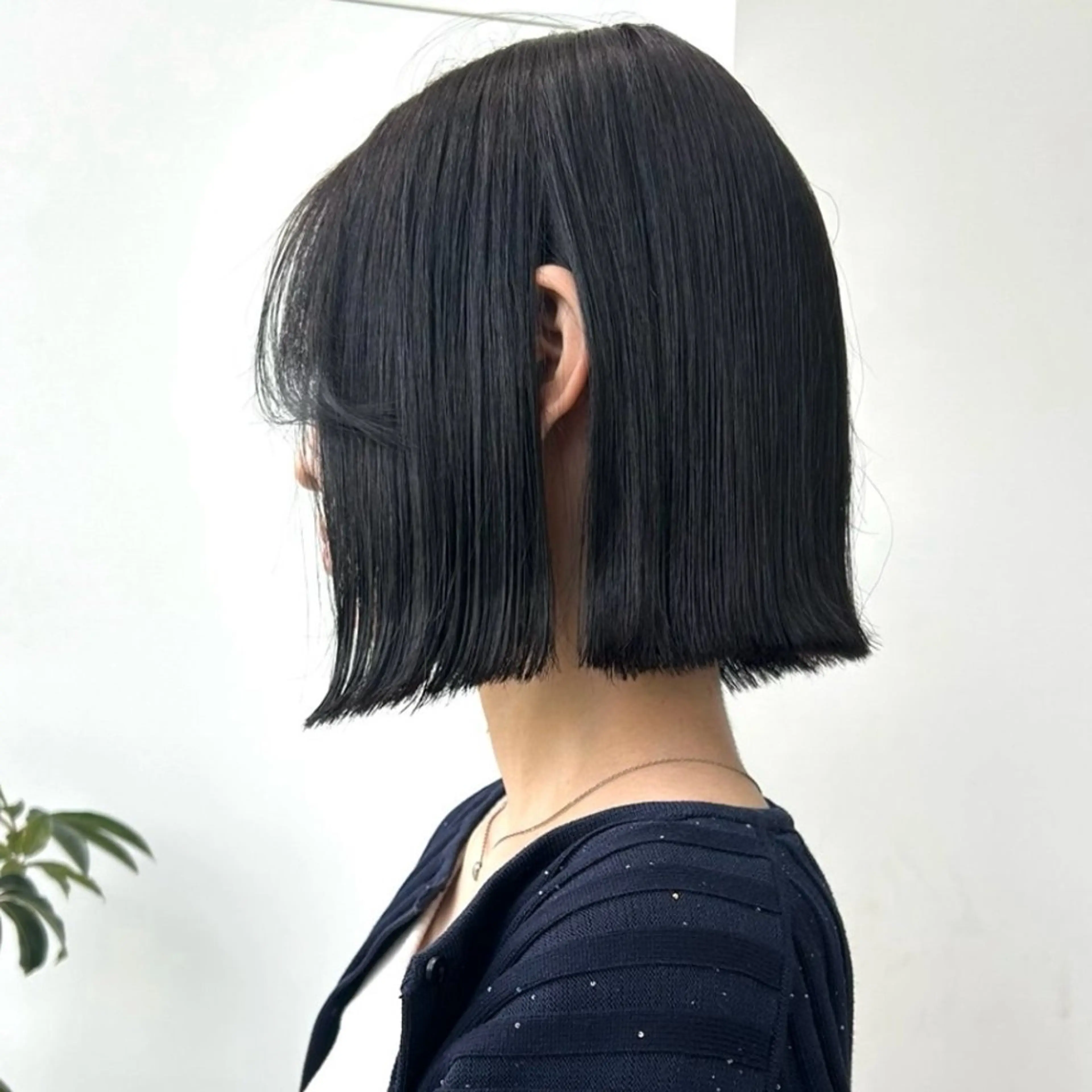 ミディアム ボブ 外ハネヘア 縮毛矯正 カット トリートメント ボブ/くびれボブ/ 髪質改善/Ru-kaのヘアスタイル