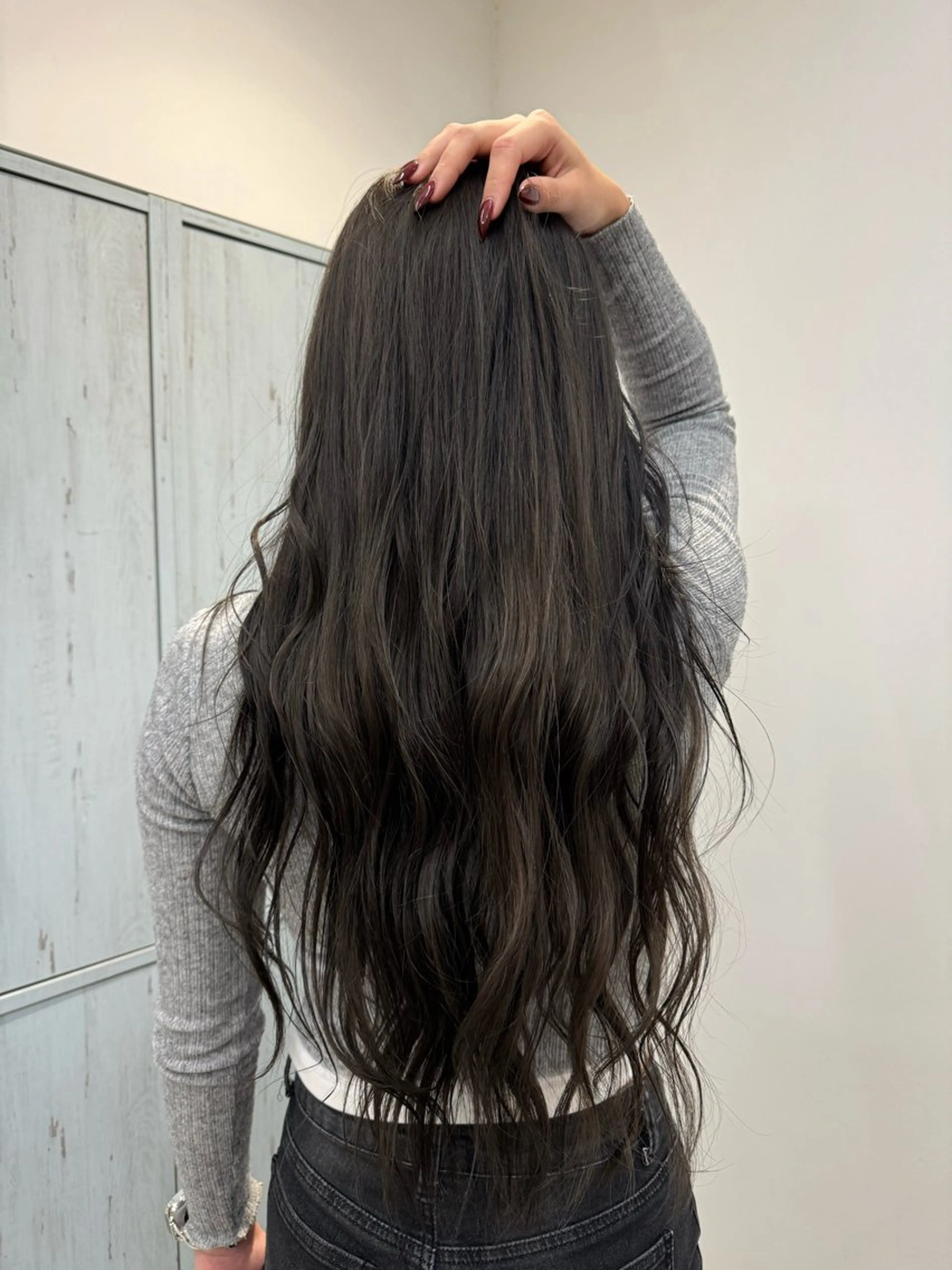 ロング ハイライト レイヤーカット ヘアカラー YUME/ ブリーチ／ハイライトのヘアスタイル