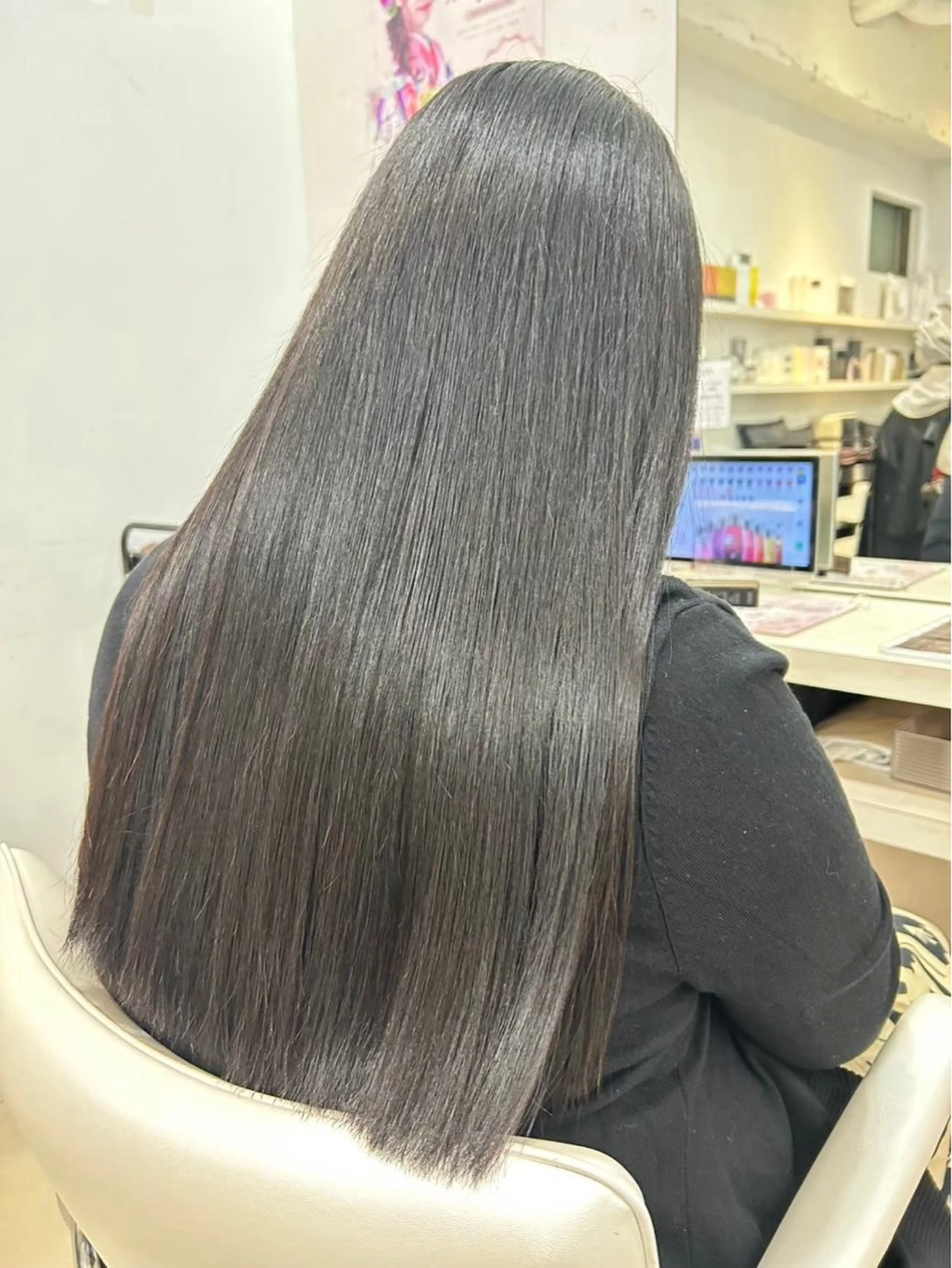 ロング Refuge by produceのヘアスタイル