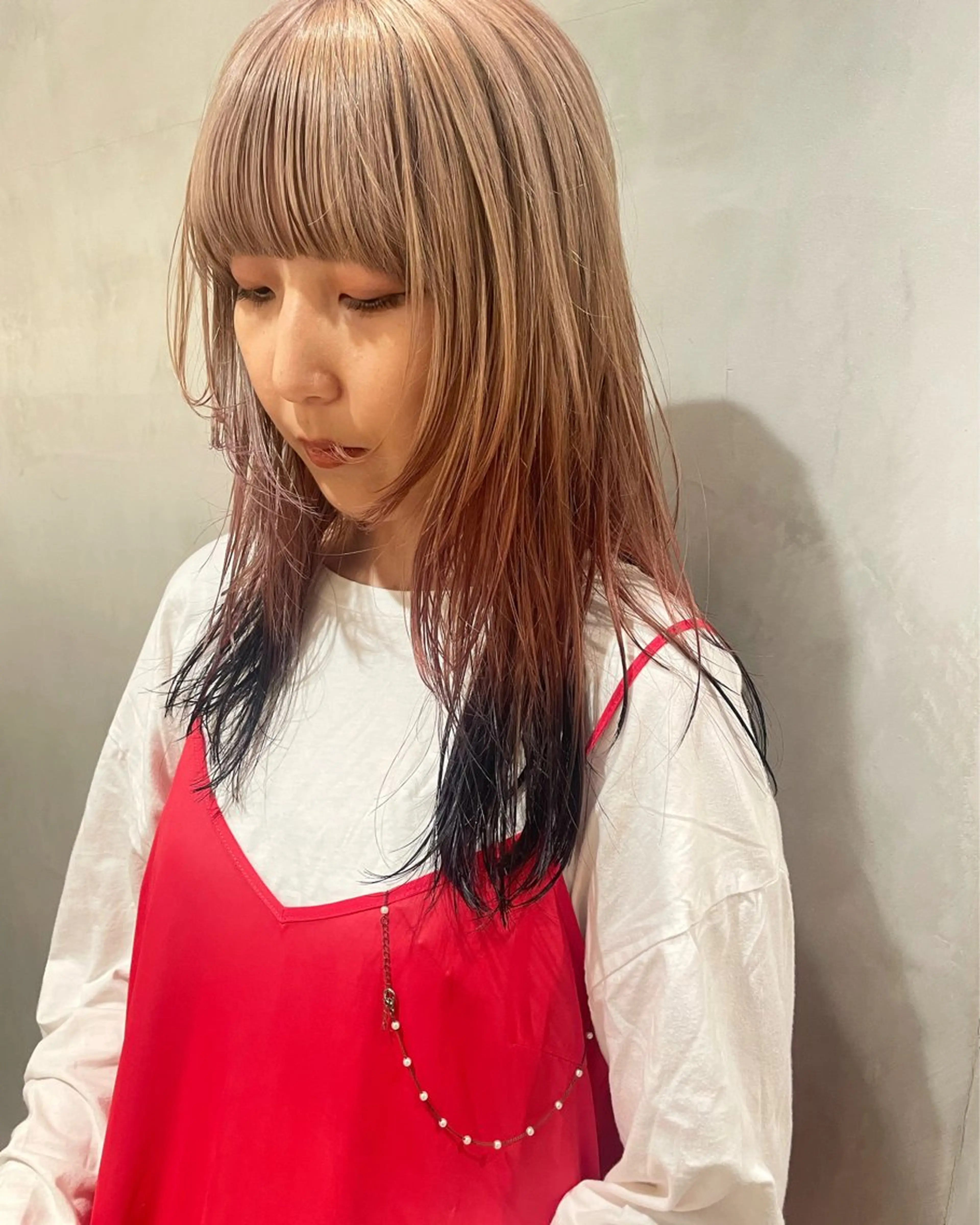 セミロング カラー ベージュカラー ピンクカラー カット ヘアカラー トリートメント 優 作のヘアスタイル