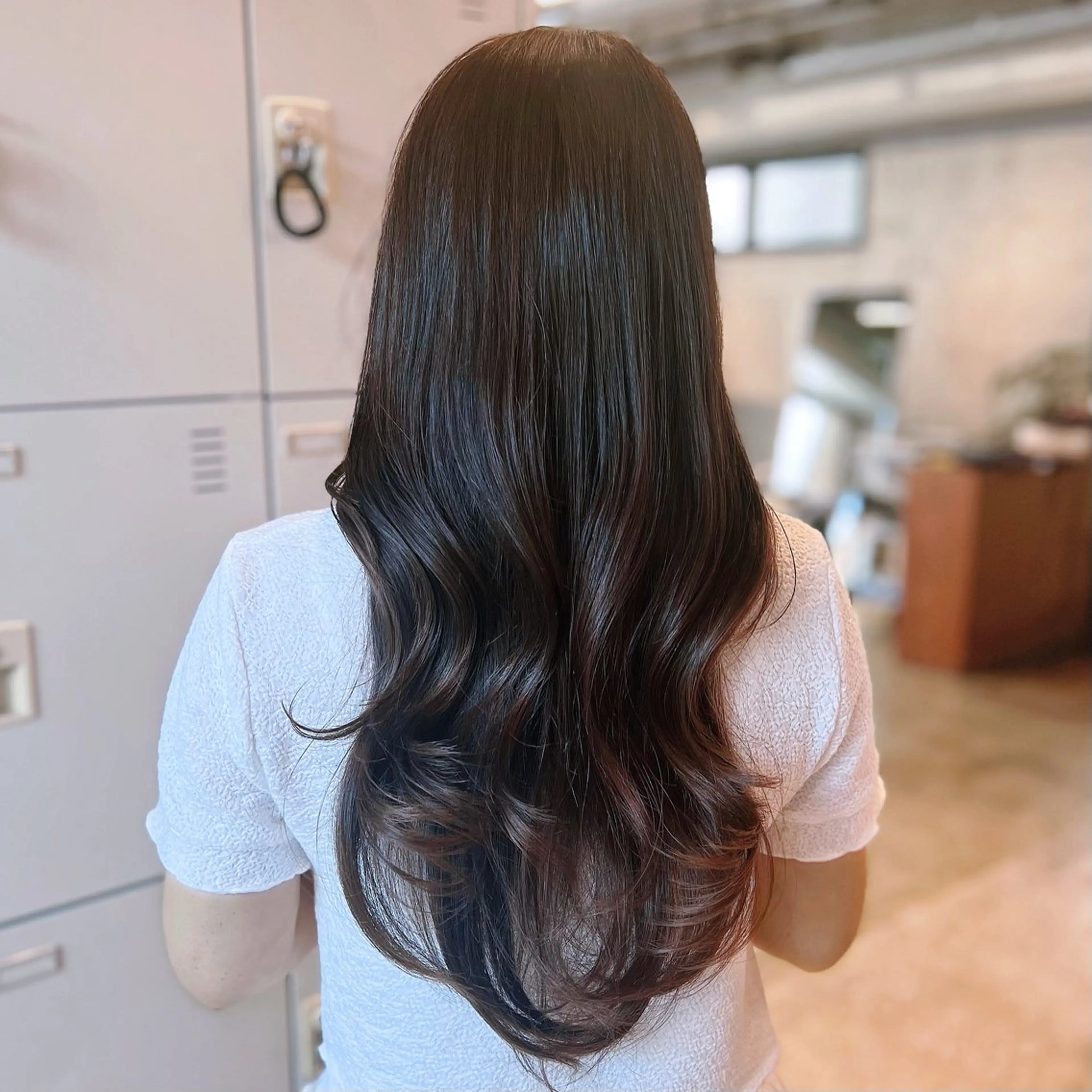 ロング カラー 透明感カラー オレンジ ヘアカラー トリートメント AIN.ANLY 明治神宮前所属・徳浜 睦希のヘアスタイル