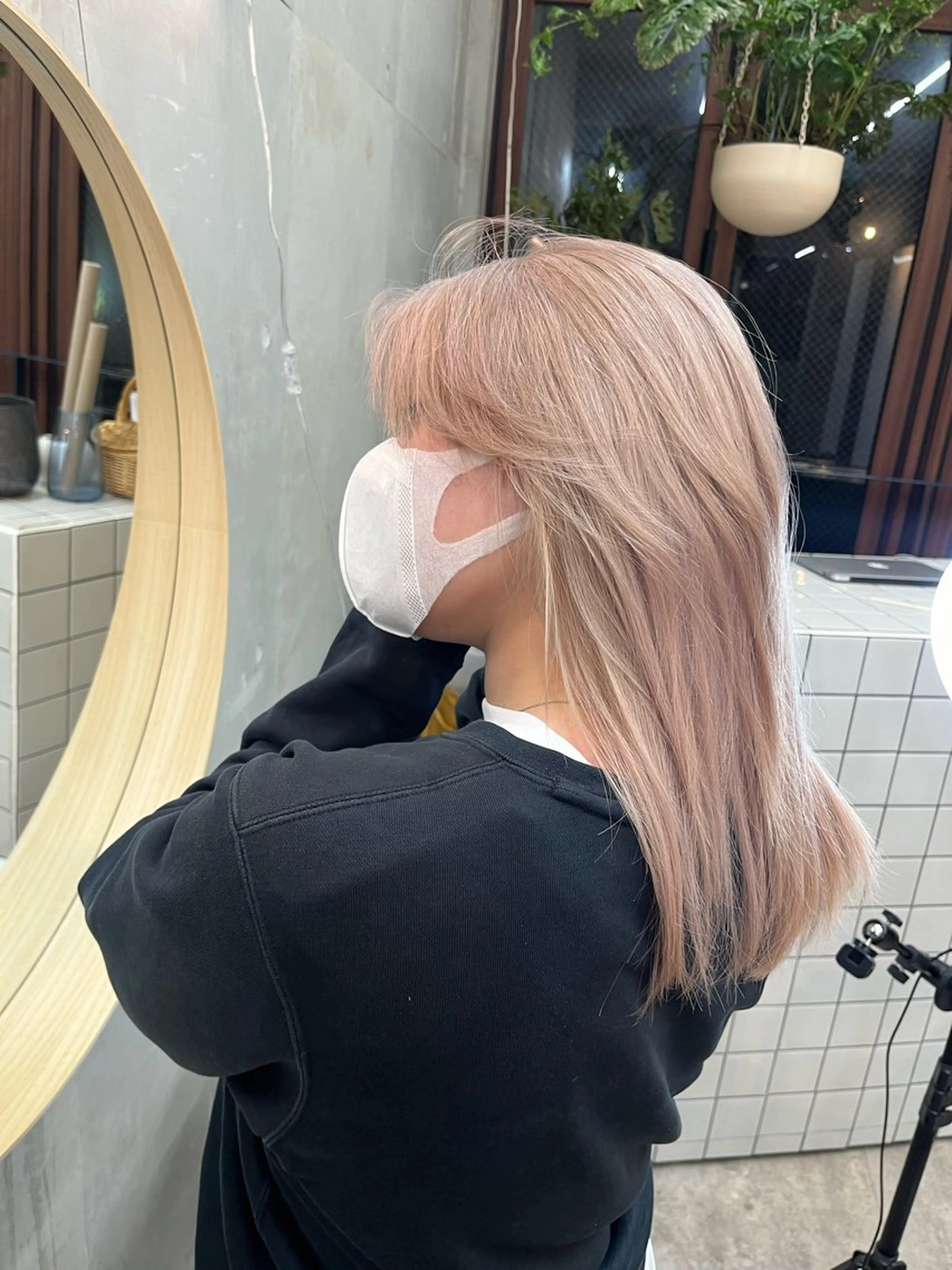 ロング カラー ベージュカラー ブリーチ ケアブリーチ 透明感カラー ダブルカラー SALT WATER所属・🫐 𝐌𝐚𝐨 🫐ボブモデル募集のヘアスタイル