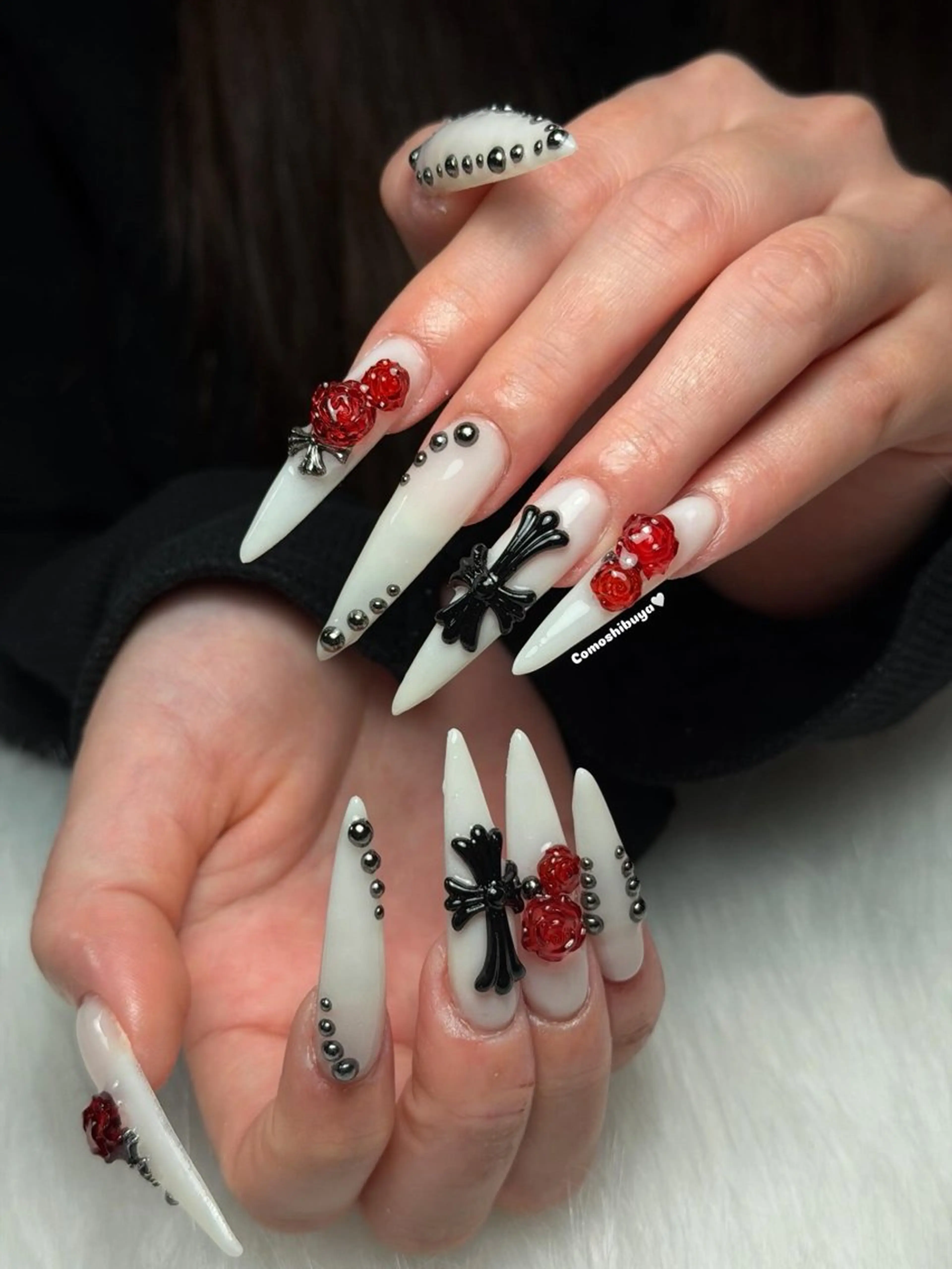 ネイル 韓国ネイル シンプルネイル ワンホンネイル ハンドネイル CoMo Nail Studio所属・CoMo Nailのネイルデザイン