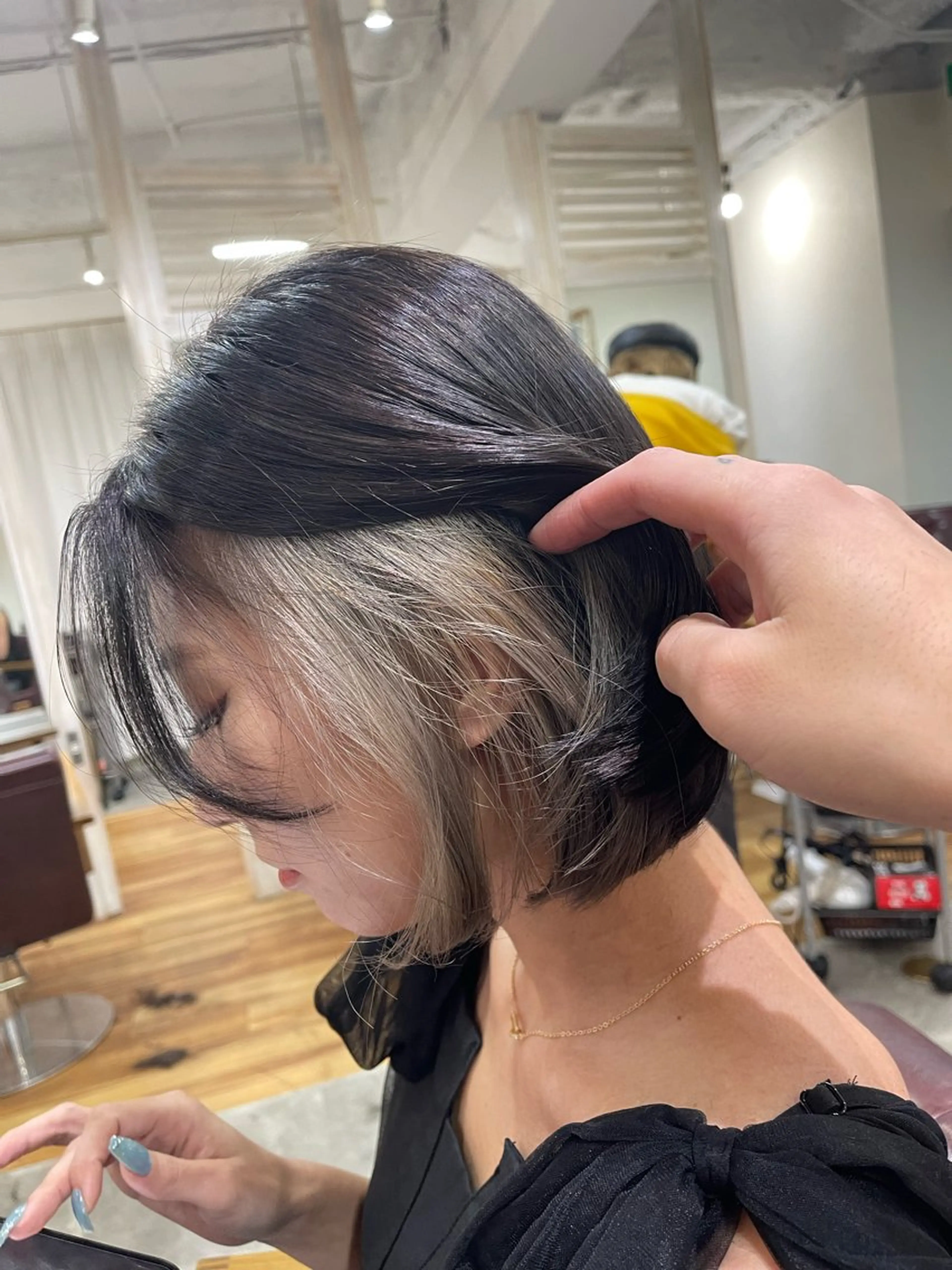 ショート カラー ブリーチ ケアブリーチ デザインカラー ダブルカラー 髪質改善 ヘアカラー トリートメント SOYON西大寺店所属・ダブルカラー/ 髪質改善💎安藤のヘアスタイル