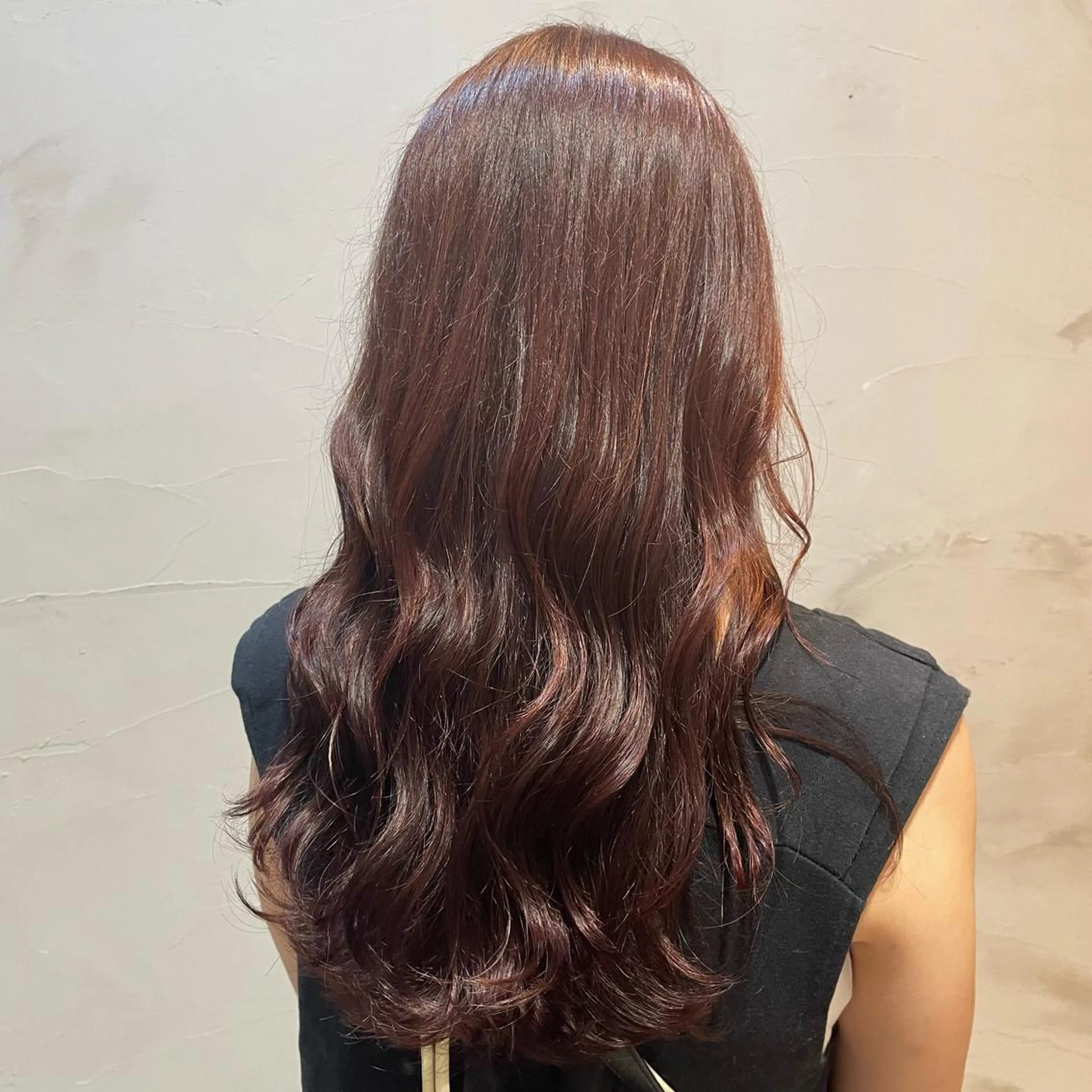 ロング カラー ピンクカラー 阿部 胡春のヘアスタイル