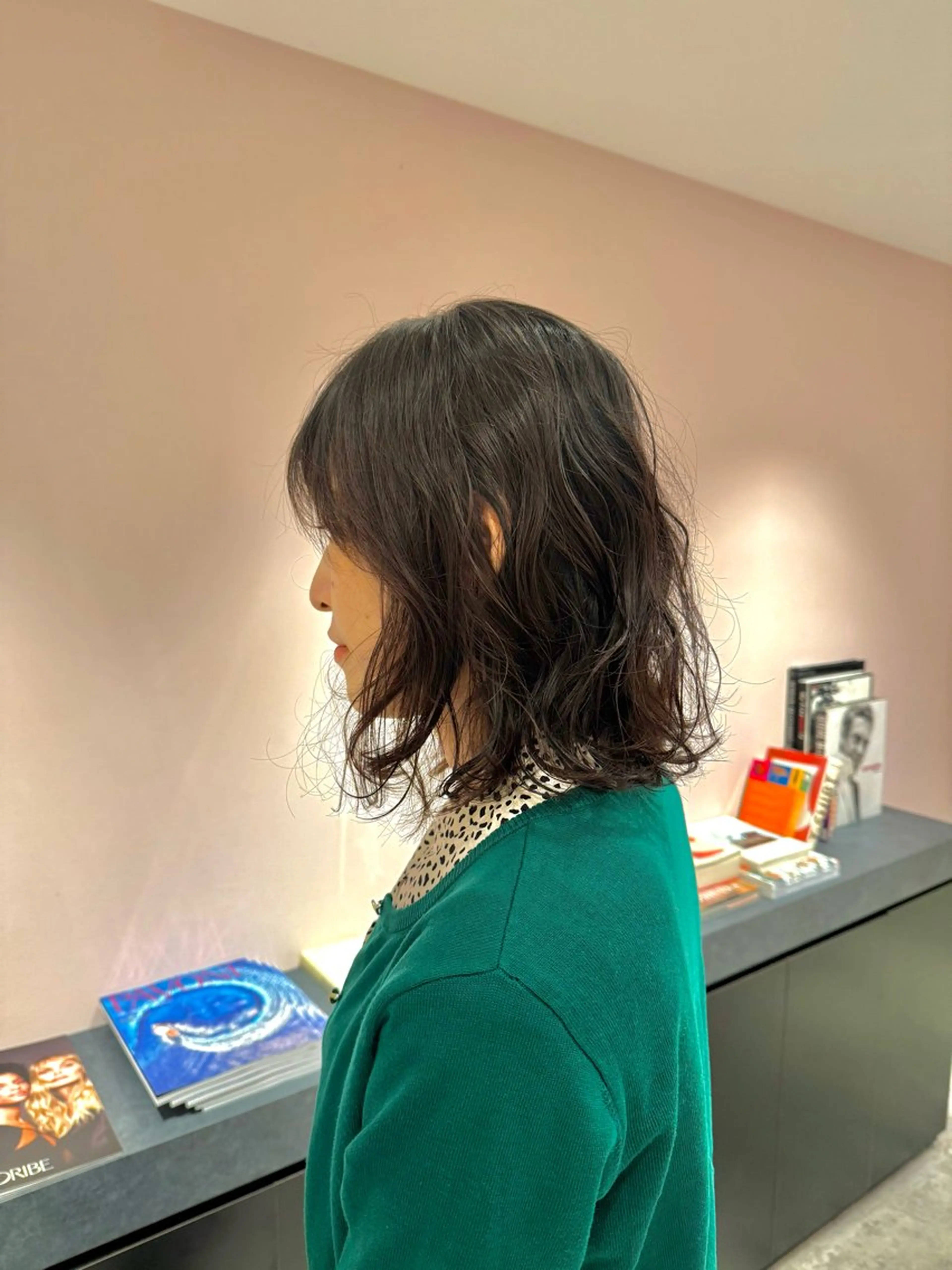 〈土曜限定〉調整カット＋コテ巻き風ウェーブパーマ💗(ケアトリートメント付き)カット／パーマ／トリートメントの写真