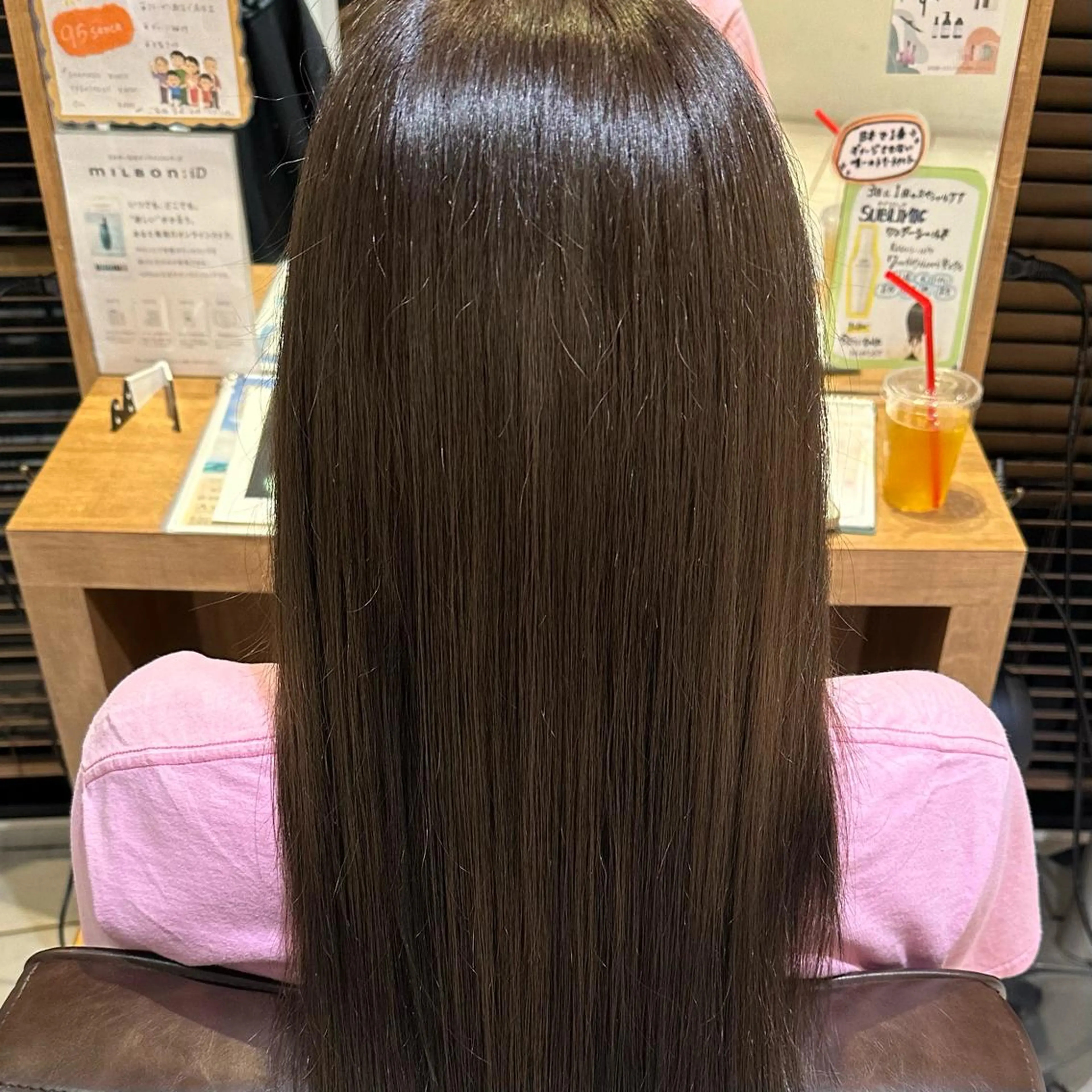 ロング カラー 透明感カラー グレージュ ヘアカラー 縮毛矯正／透明感カラ ー／西梅田/川上京香のヘアスタイル