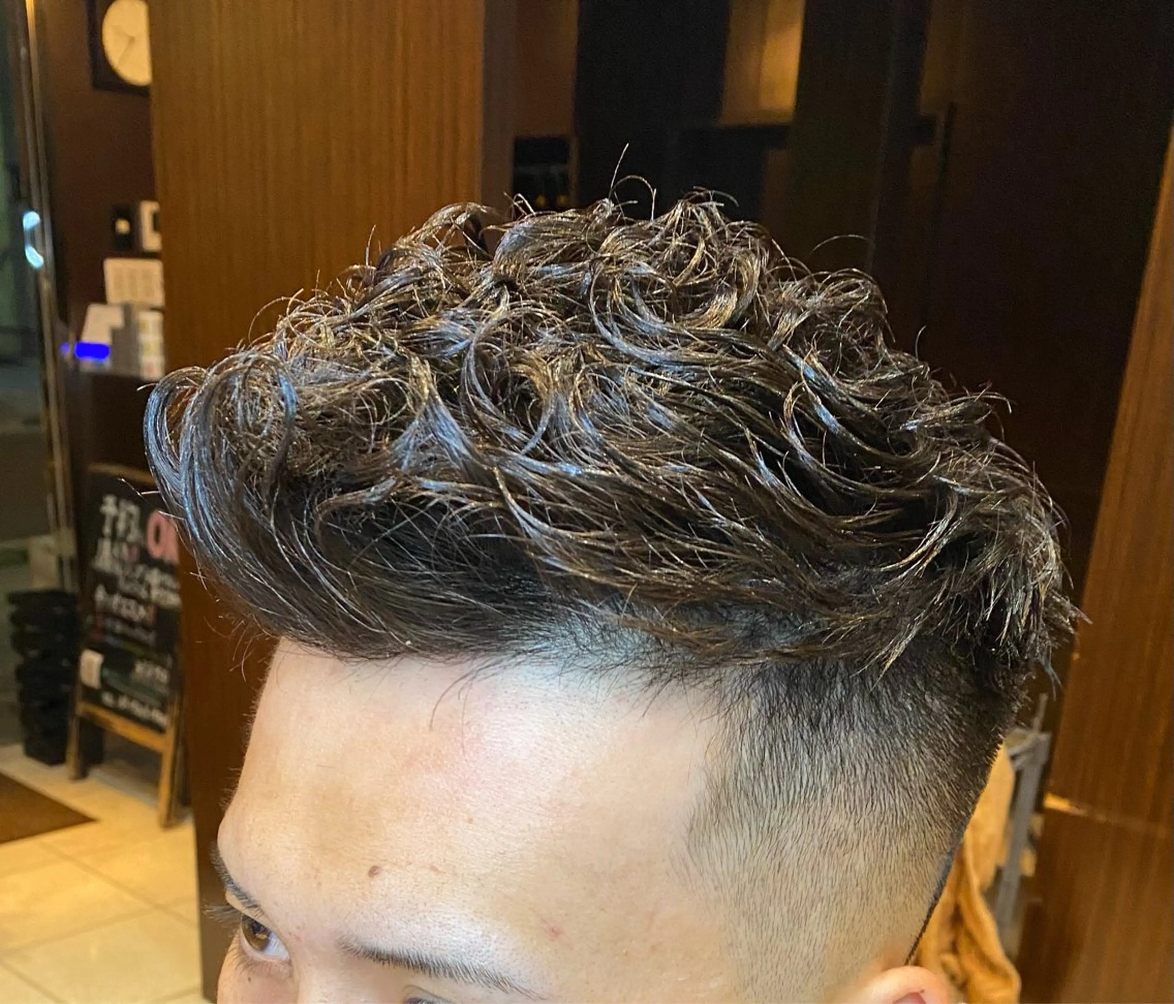 ミディアム カット パーマ 北川 竜也のヘアスタイル