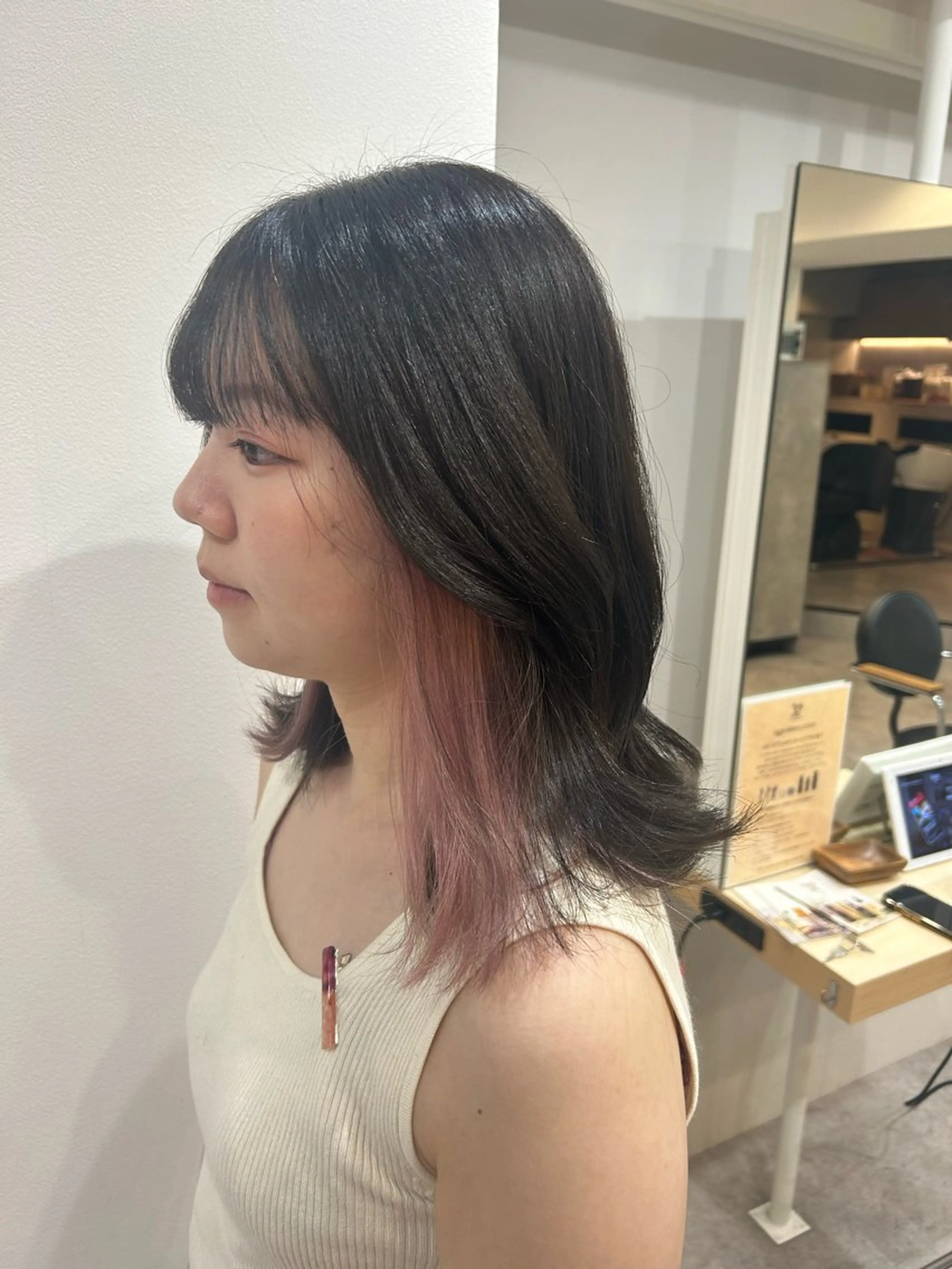 ミディアム カラー ヘアアレンジ ブリーチ ピンクカラー ホワイトピンク ヘアカラー ボブ /ニュアンス/ satomi🧸💖のヘアスタイル
