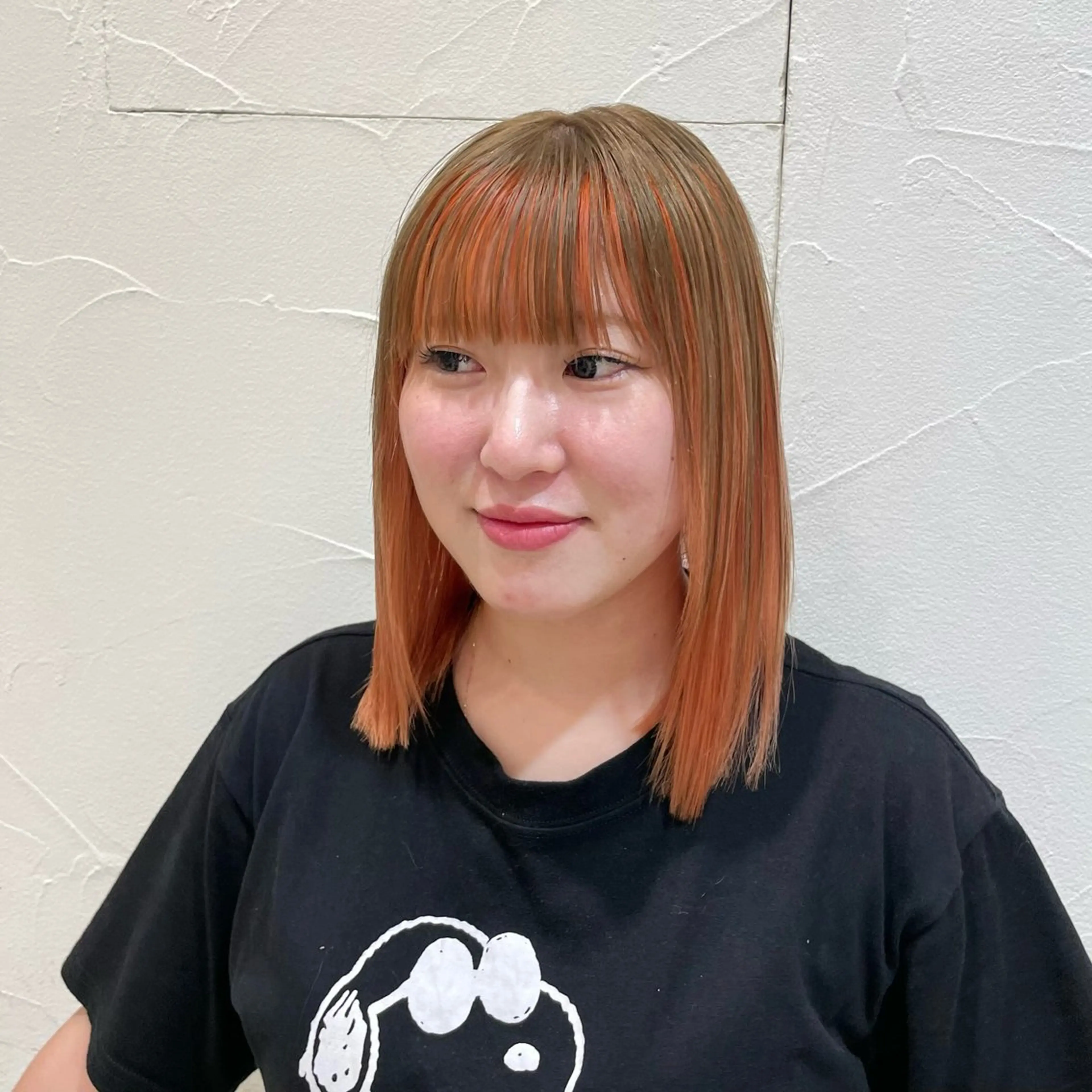 ミディアム カラー 浦野 遥のヘアスタイル