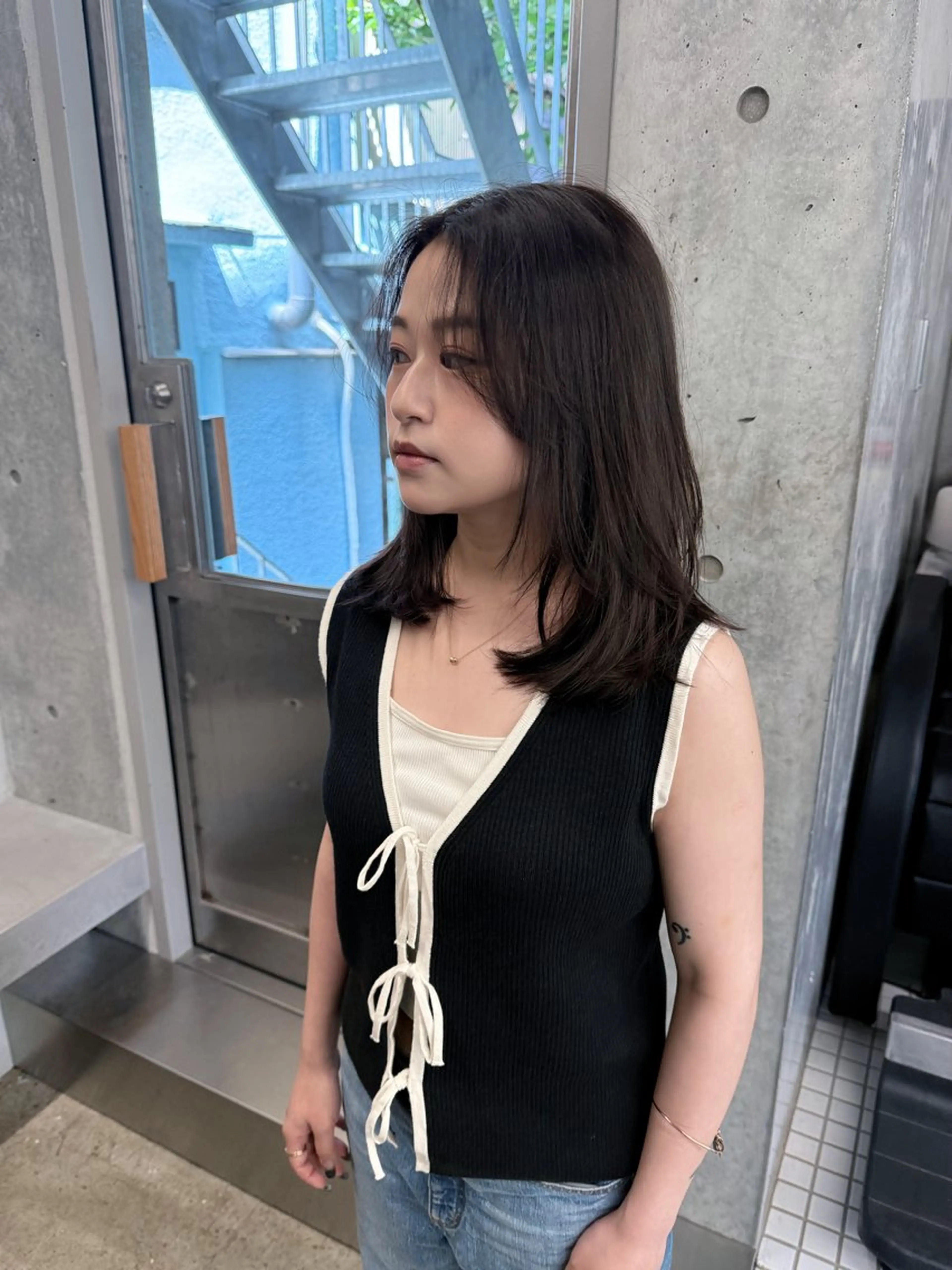 ロング カラー ロングレイヤー アッシュ ベージュカラー ブリーチ 透明感カラー カット ヘアカラー 日本一丁寧なカット/ 小林輝🍀︎のヘアスタイル