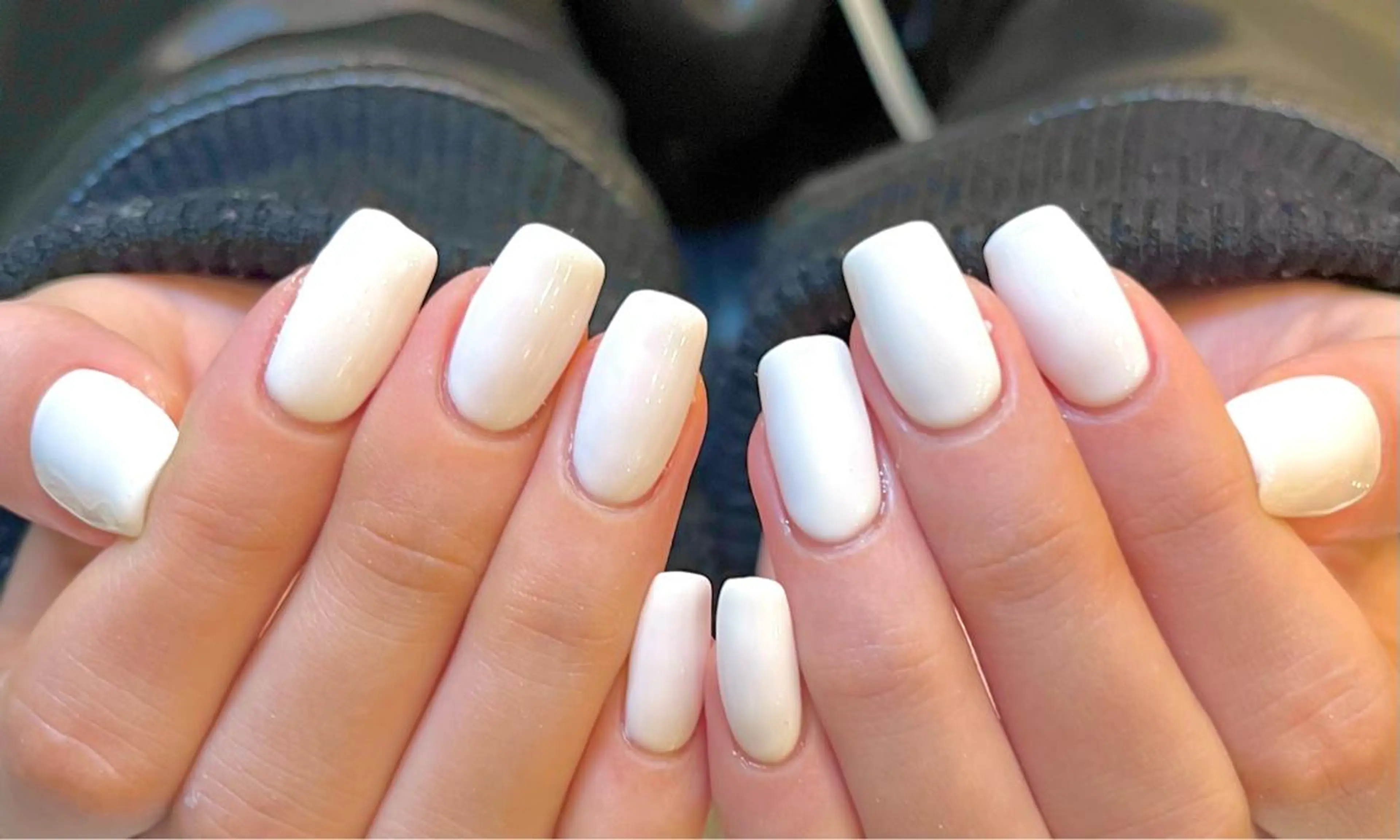 ショート カラー ネイル アートネイル オフィスネイル ワンカラーネイル ショートネイル ネイルサロン　リリーブランシュ所属・森 瑞紀のネイルデザイン