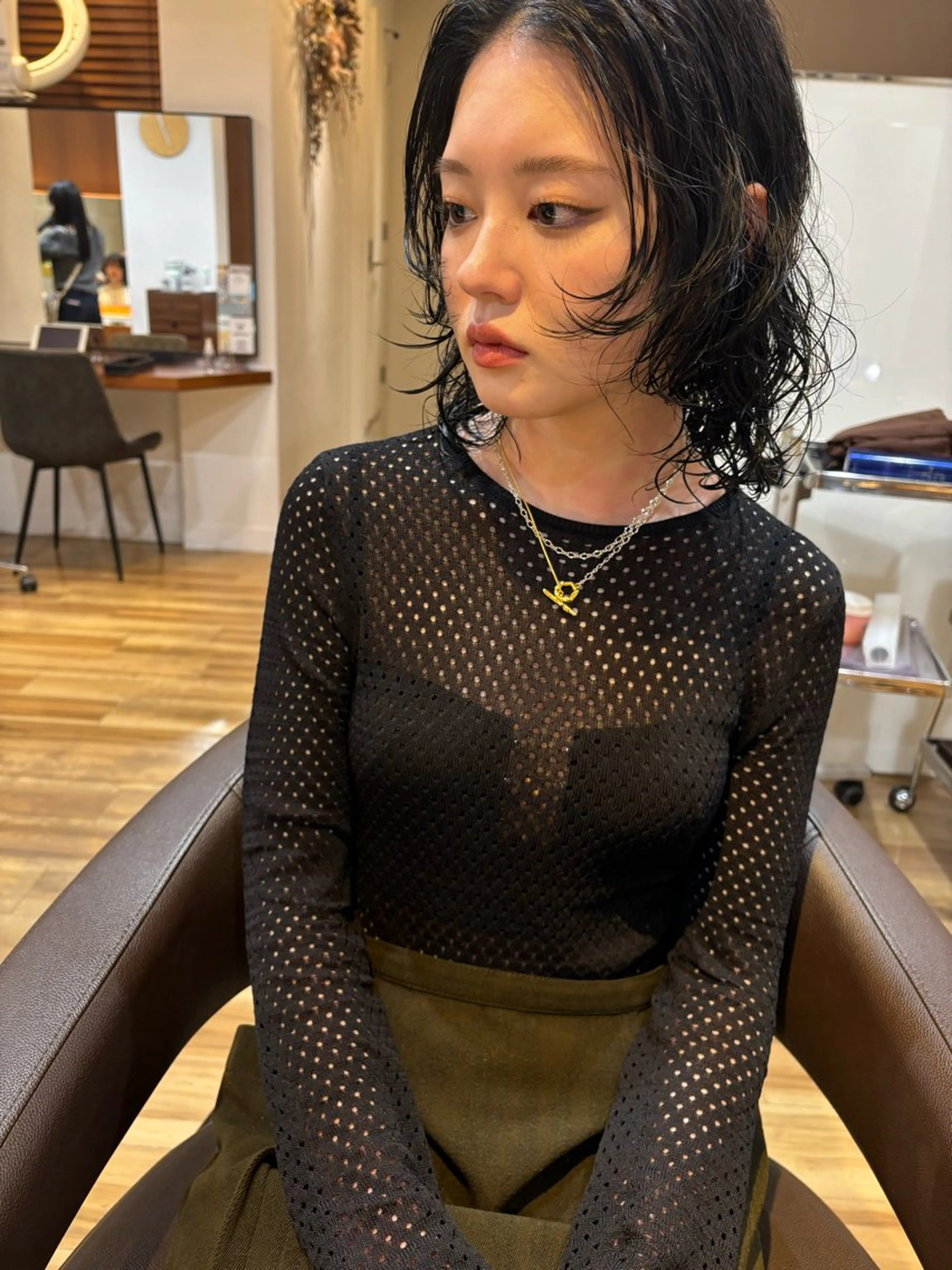 ミディアム パーマ ミディアムパーマ ウルフカット レイヤーカット /透明感/千葉怜寿のヘアスタイル