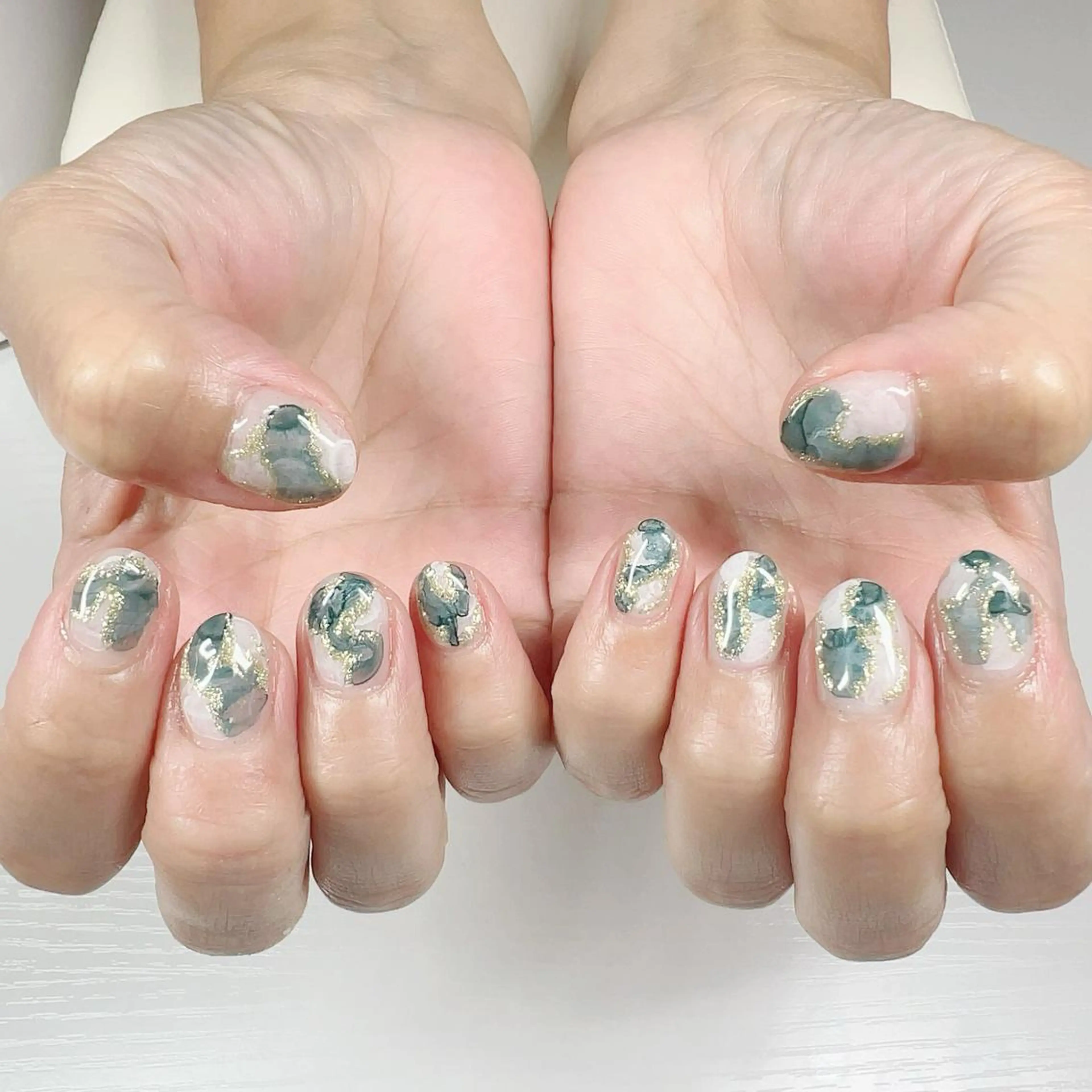ネイル ブルー ホワイト ハンドネイル Salon Fushimiのネイルデザイン