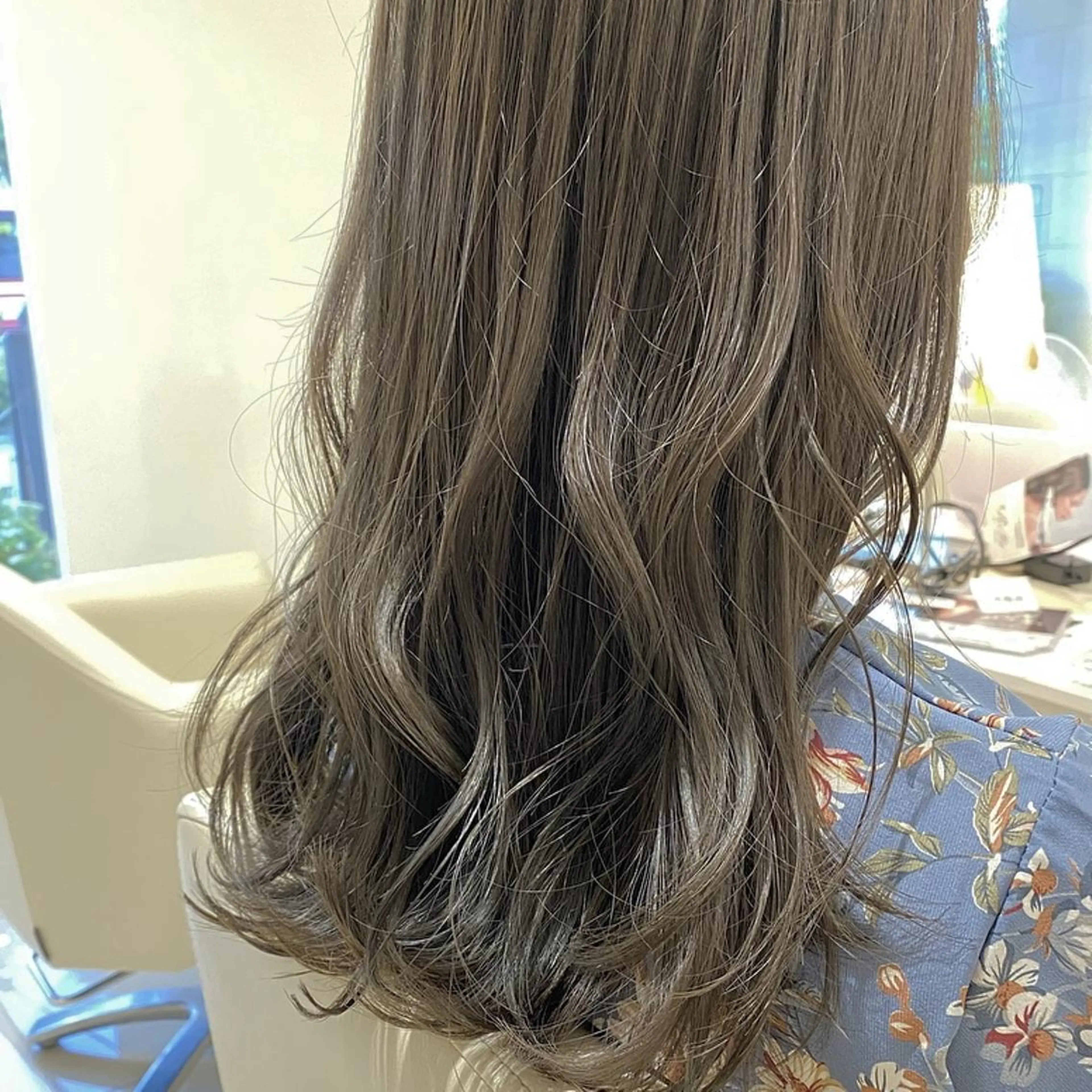 カラー ミディアム ベージュカラー カぺリベラ 寝屋川店のヘアスタイル
