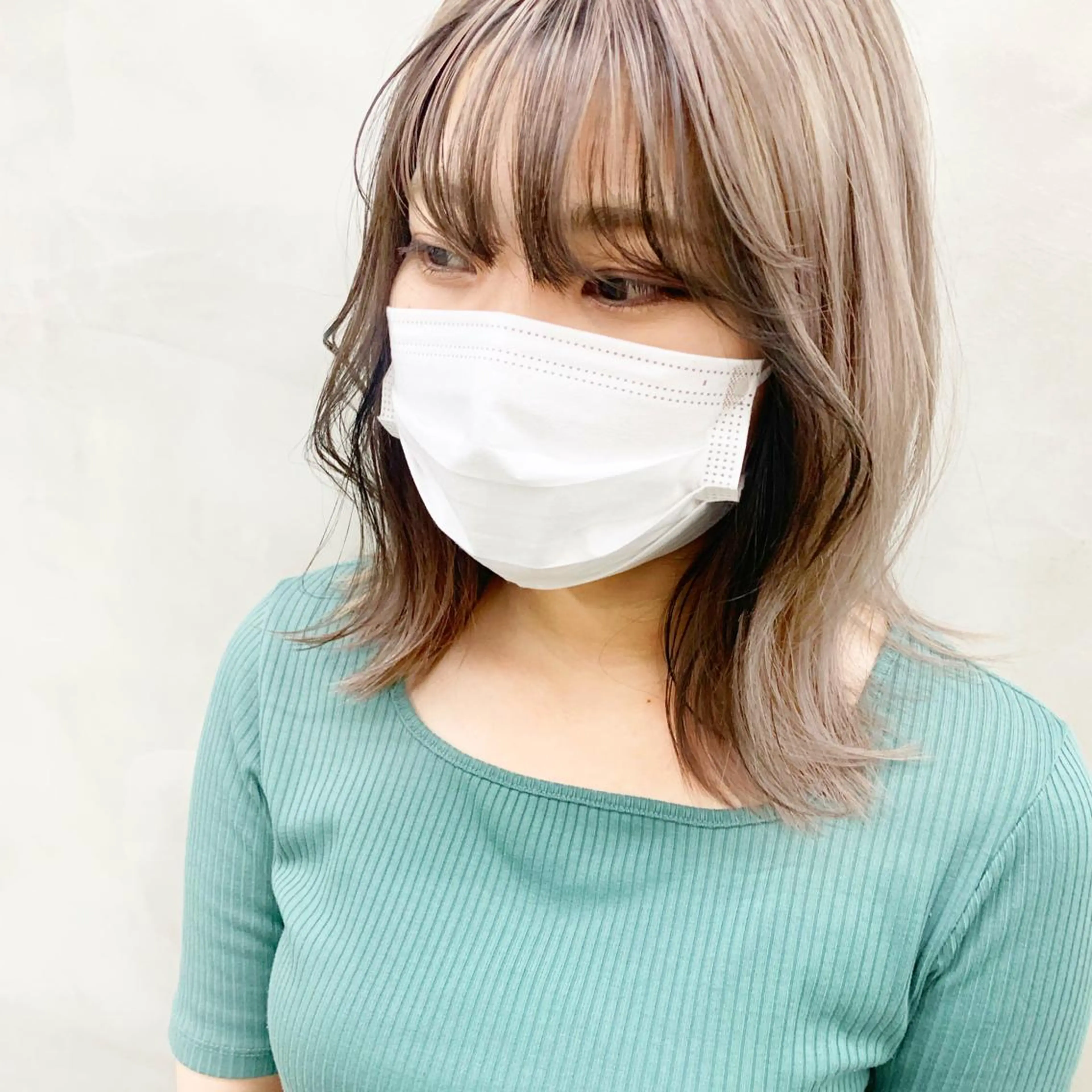 カラー ミストバング ブリーチ ダブルカラー  フェイスフレーミング SEED&beauty byFLAT所属・ヘッドスパ (女性限定)🍋モエのヘアスタイル