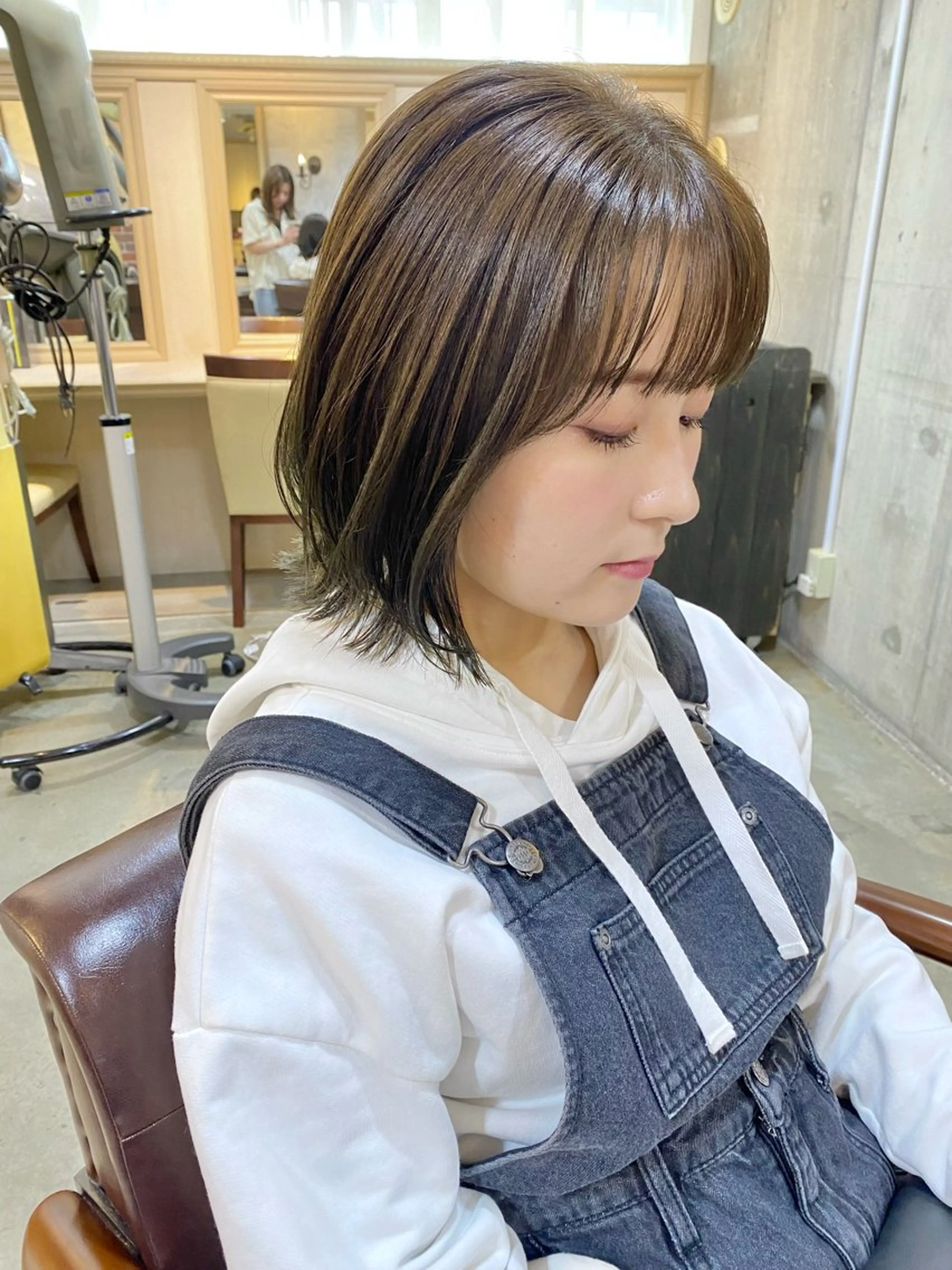 ミディアム カラー ボブレイヤー ボブ レイヤーカット tocolaso 柏所属・レイヤーカット/ 根本瑠実のヘアスタイル