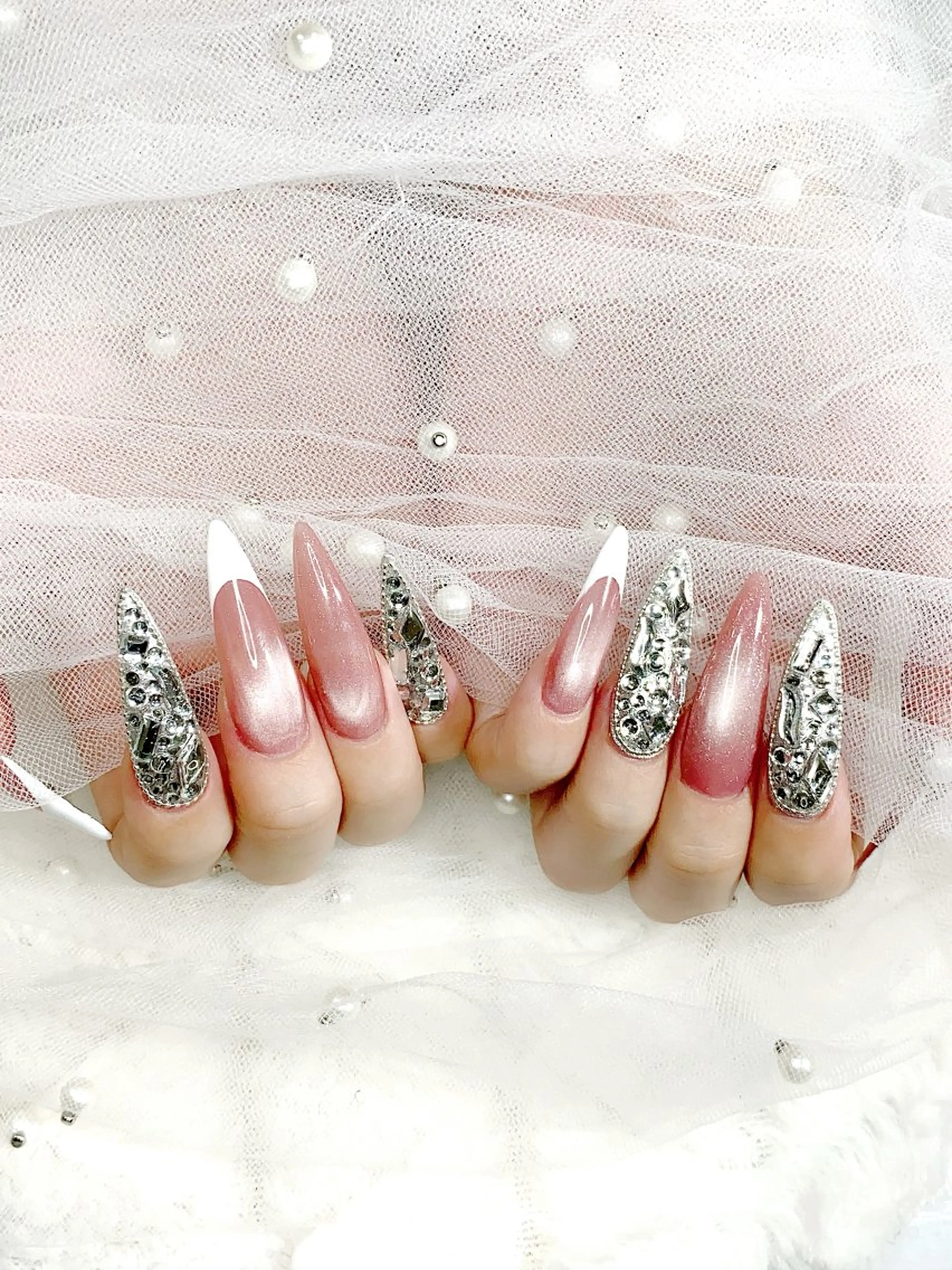 ネイル アートネイル ハンドネイル ＫＥＩ nail🎀 ガーリーネイル🧸のネイルデザイン