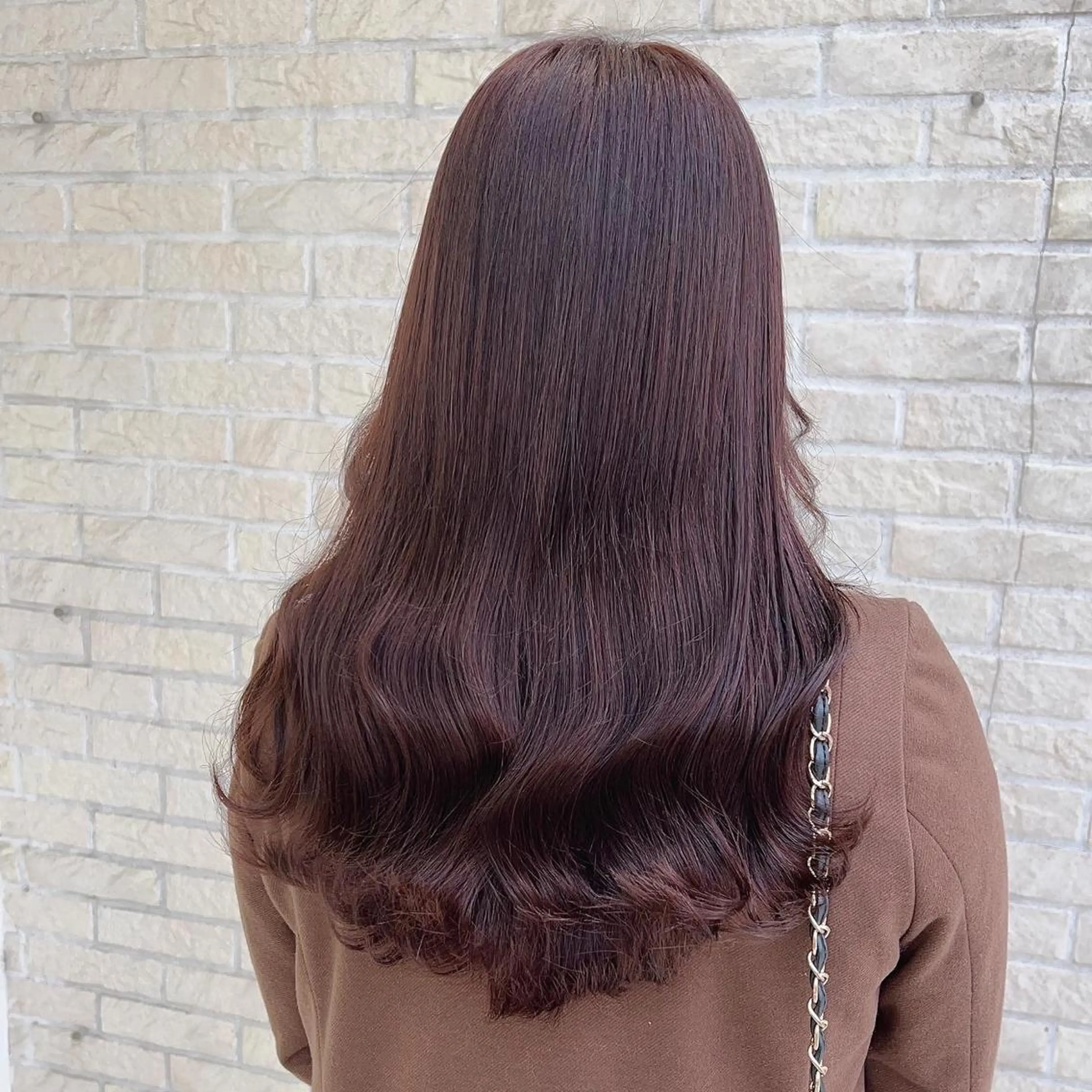 セミロング カラー セミロングパーマ ブリーチ 透明感カラー ブリーチなしカラー ヘアカラー トリートメント 艶髪レイヤー屋さん 大澤竜馬のヘアスタイル