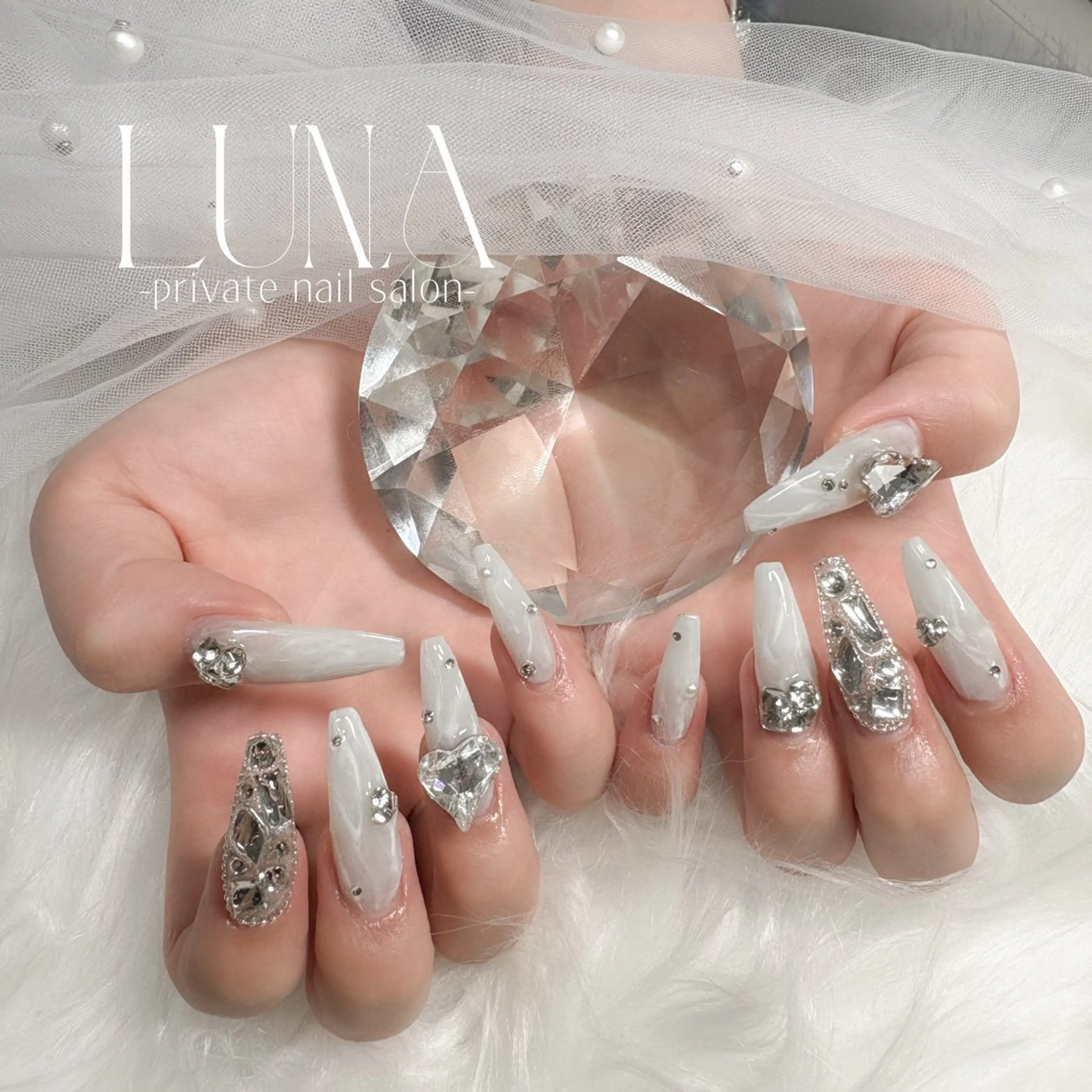 ネイル ハンドネイル LUNA MAIのネイルデザイン
