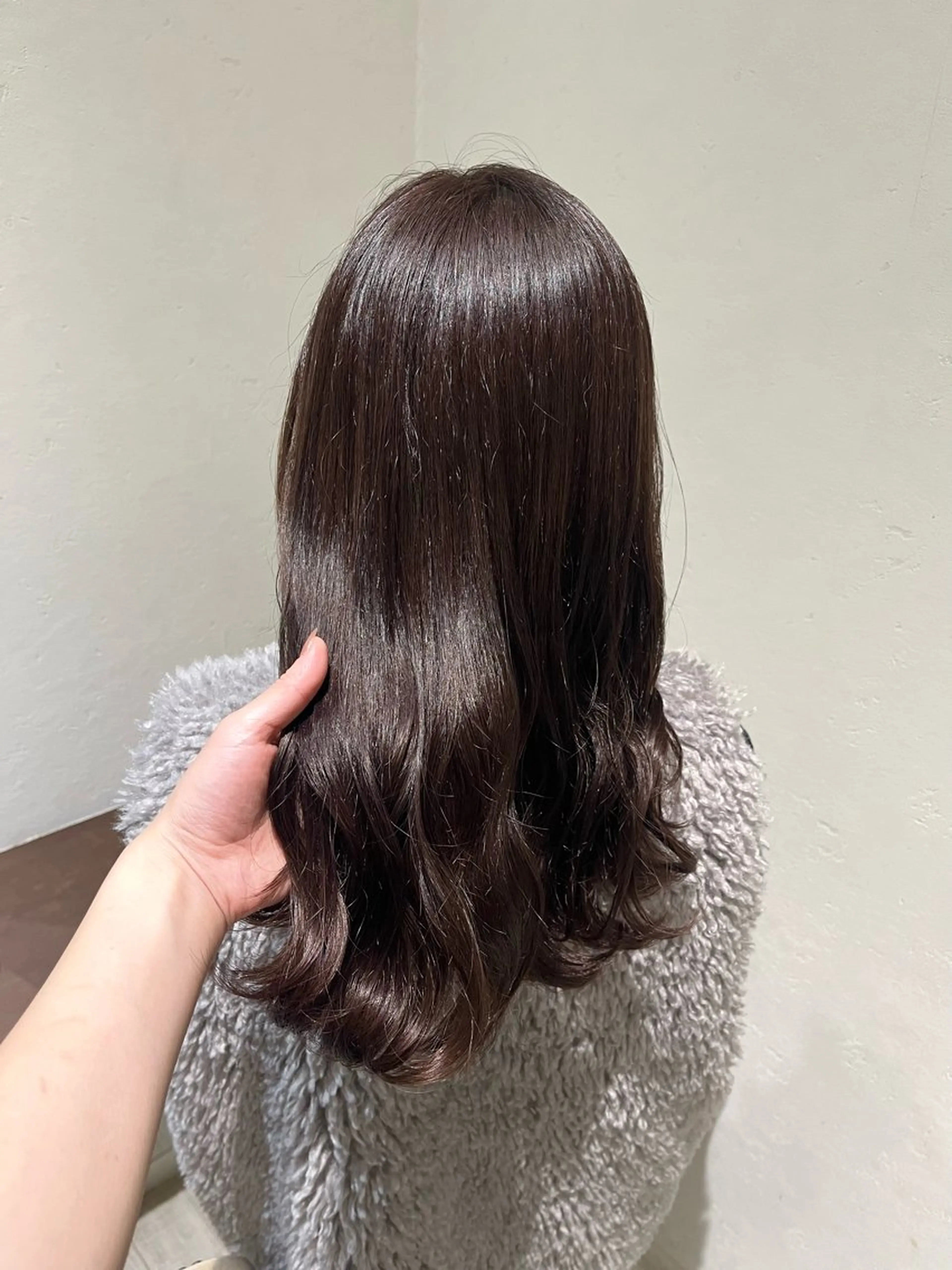 セミロング カラー rotika by Doll hair所属・RYOKA 心斎橋美容室のヘアスタイル