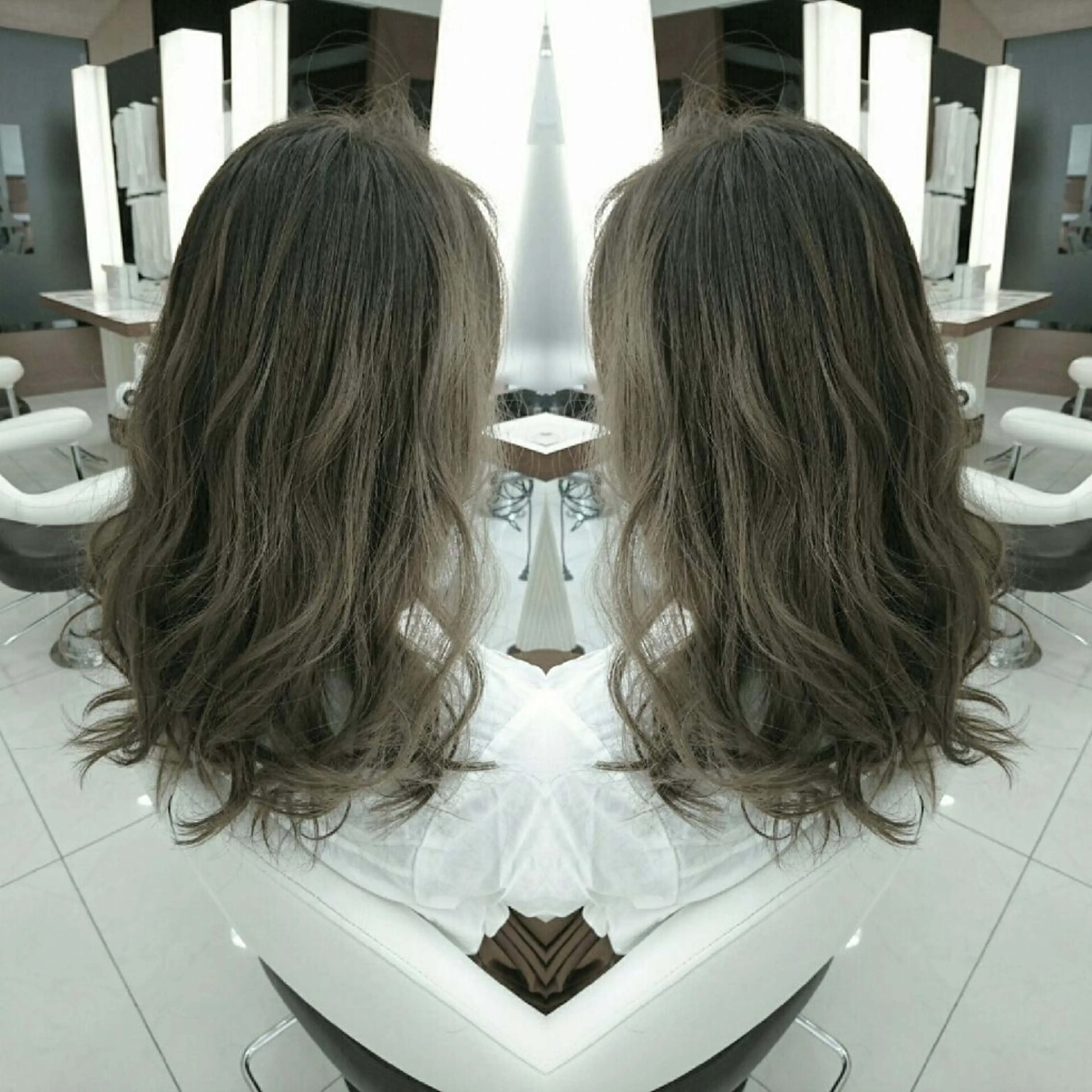 ミディアム カラー グレージュ 面谷 一光のヘアスタイル