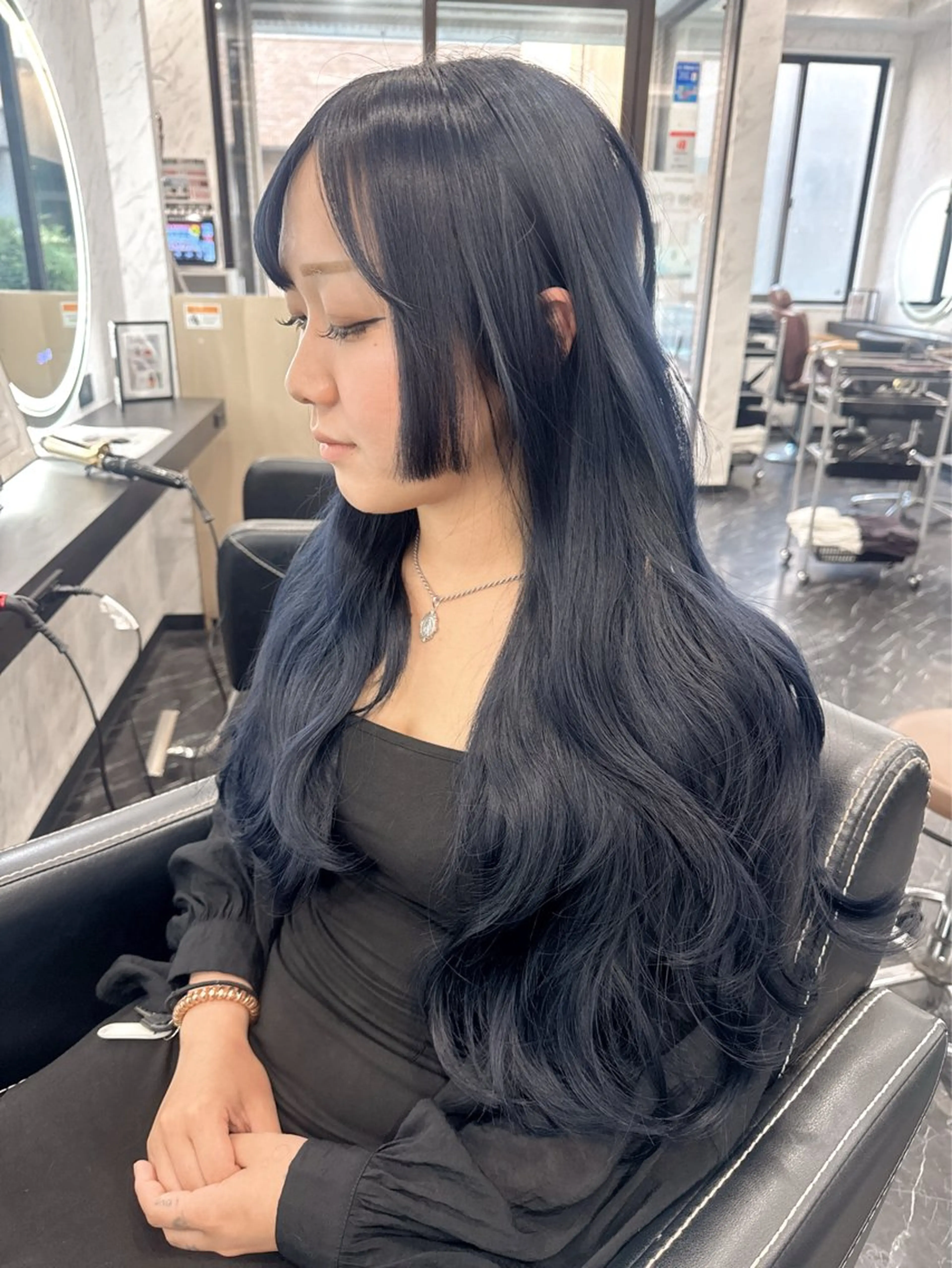 ロング カット ヘアカラー 末永 もものヘアスタイル