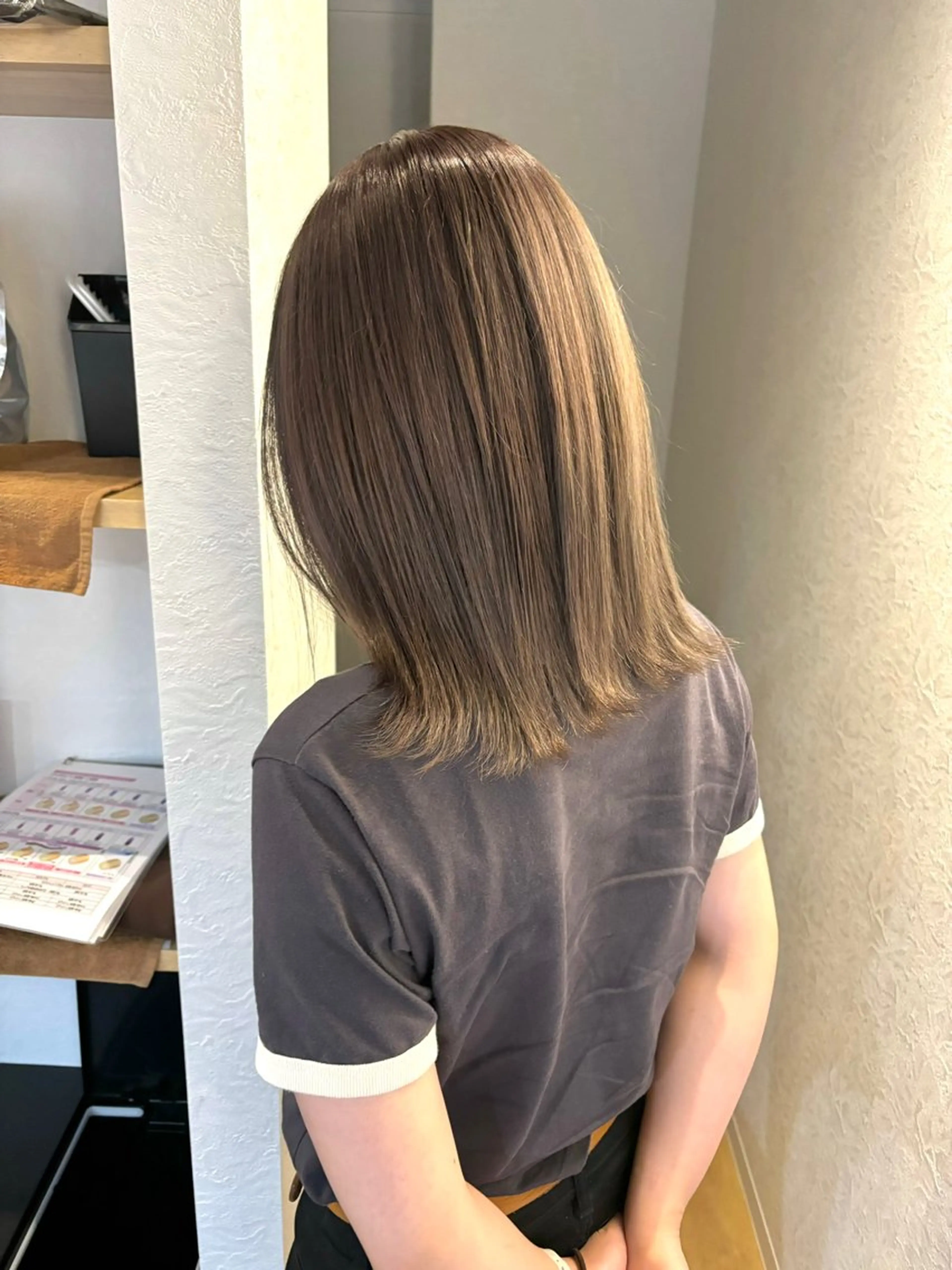 ミディアム レイヤーカット riToのヘアスタイル