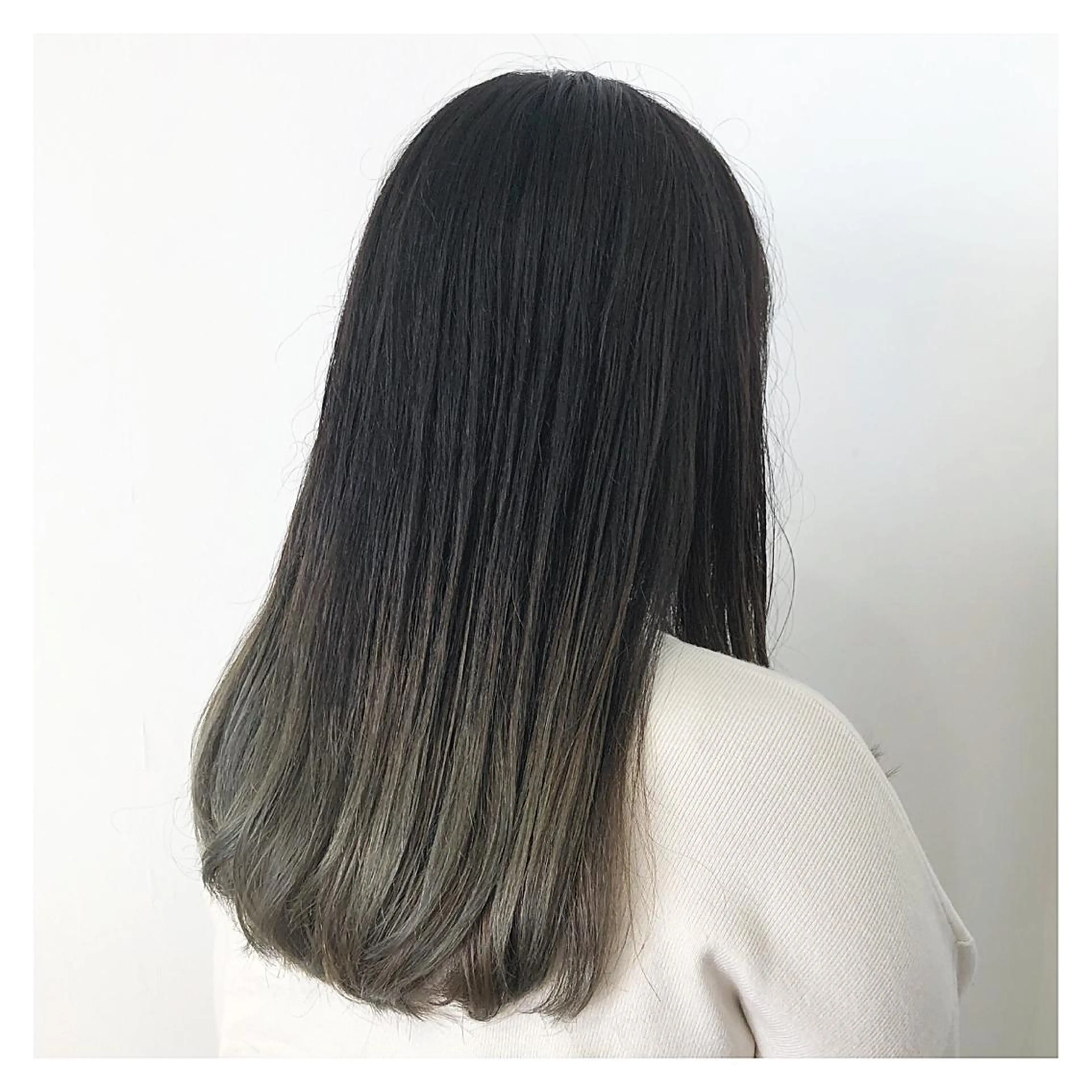 ロング eon 八王子所属・癖毛、多毛の方歓迎 三浦　麻衣のヘアスタイル