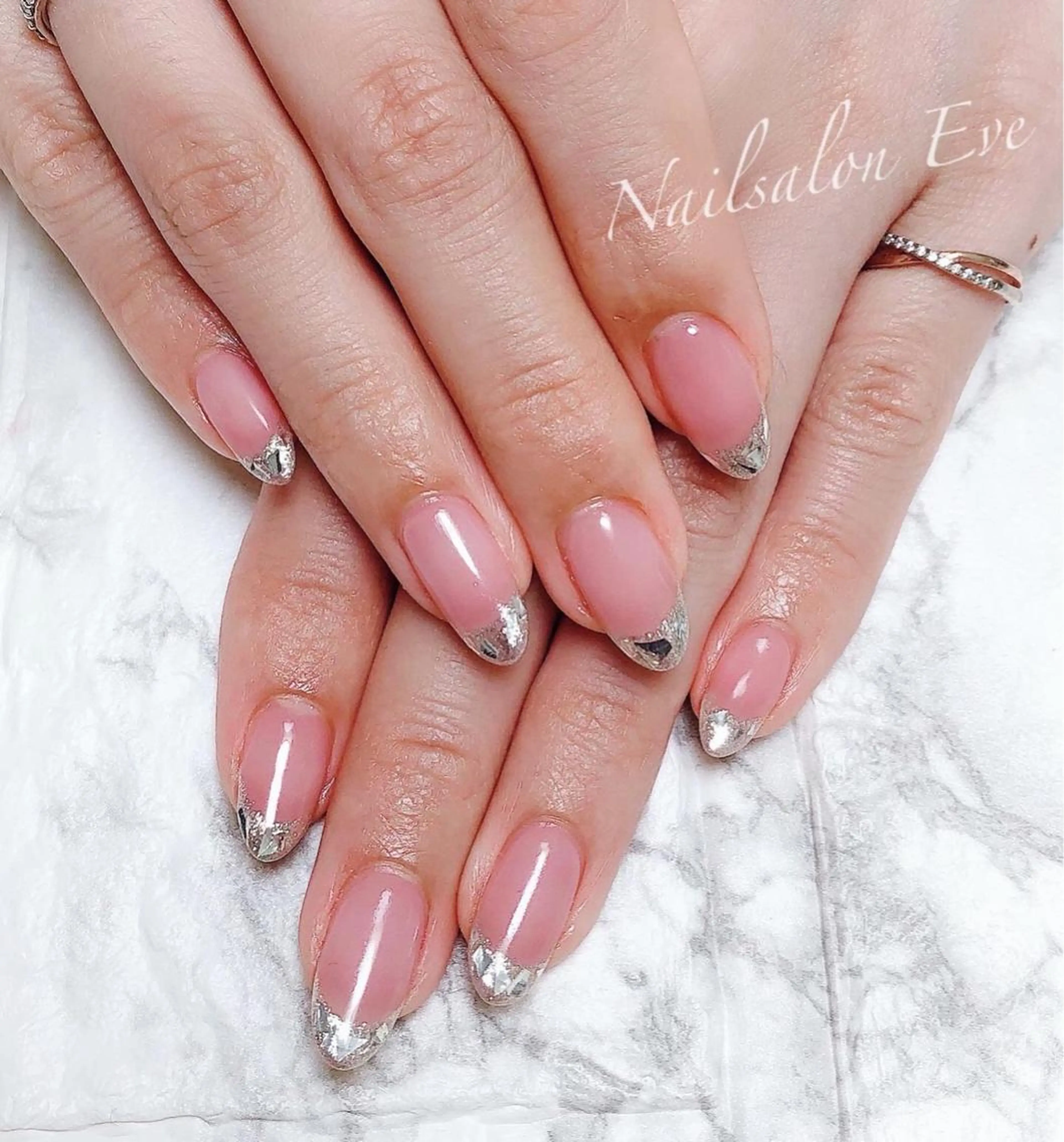 ネイル フレンチネイル ガラスフレンチ ハンドネイル ハンドケア Nailsalon Eve（イヴ）のネイルデザイン
